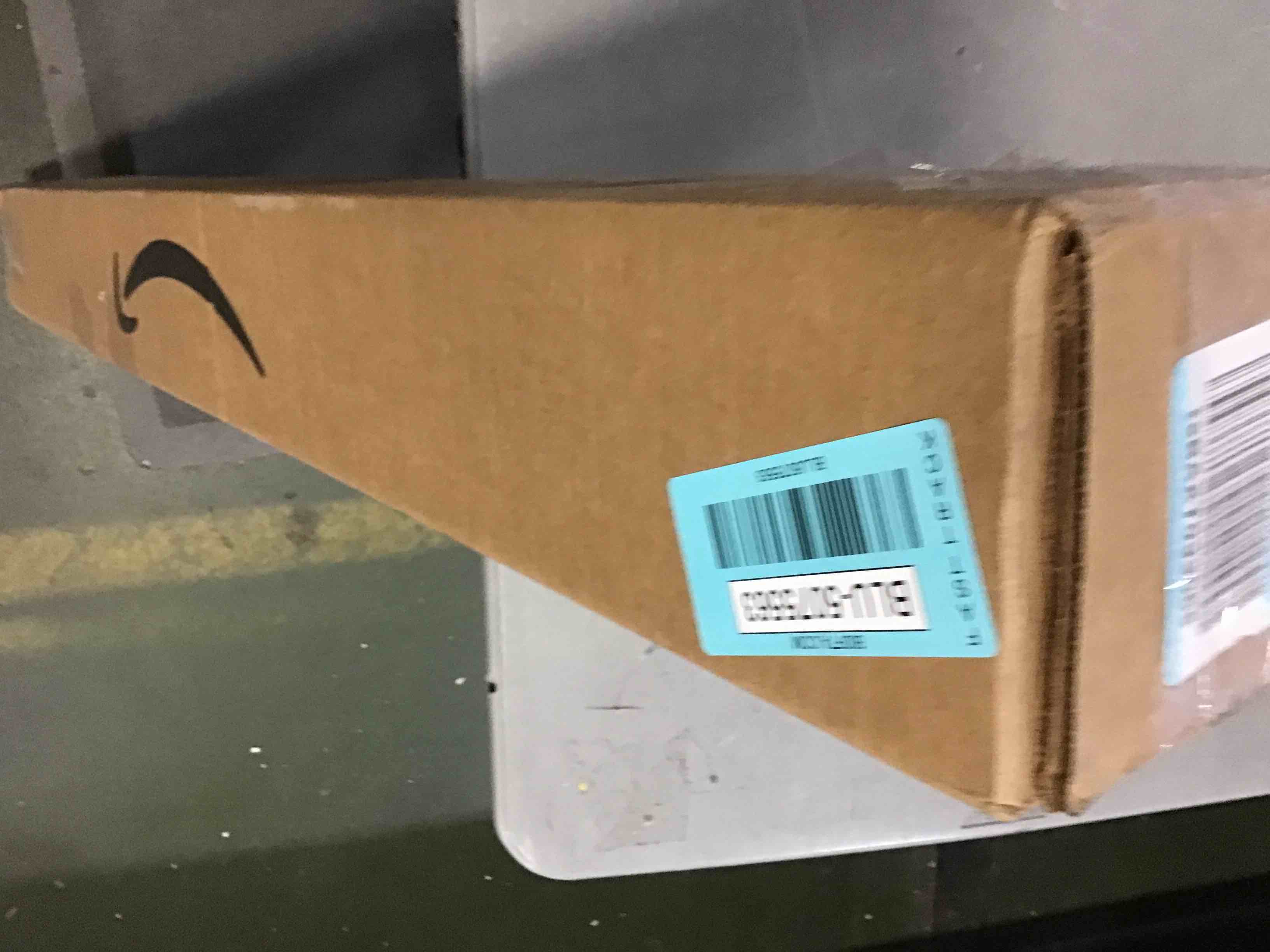 https://s3.amazonaws.com/lotting-images-prod/bidfta/BLU5075563_1696348719300.jpeg