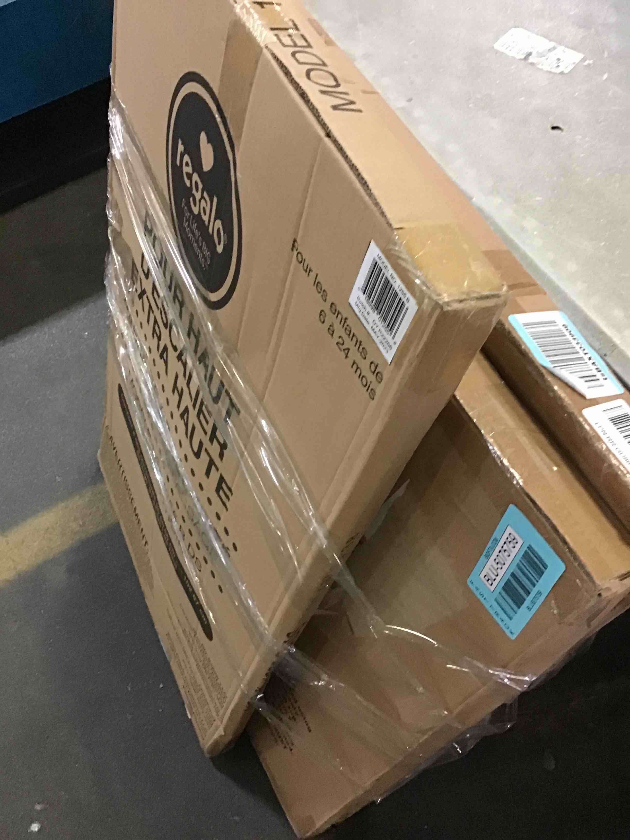 https://s3.amazonaws.com/lotting-images-prod/bidfta/BLU5075759_1696432543847.jpeg