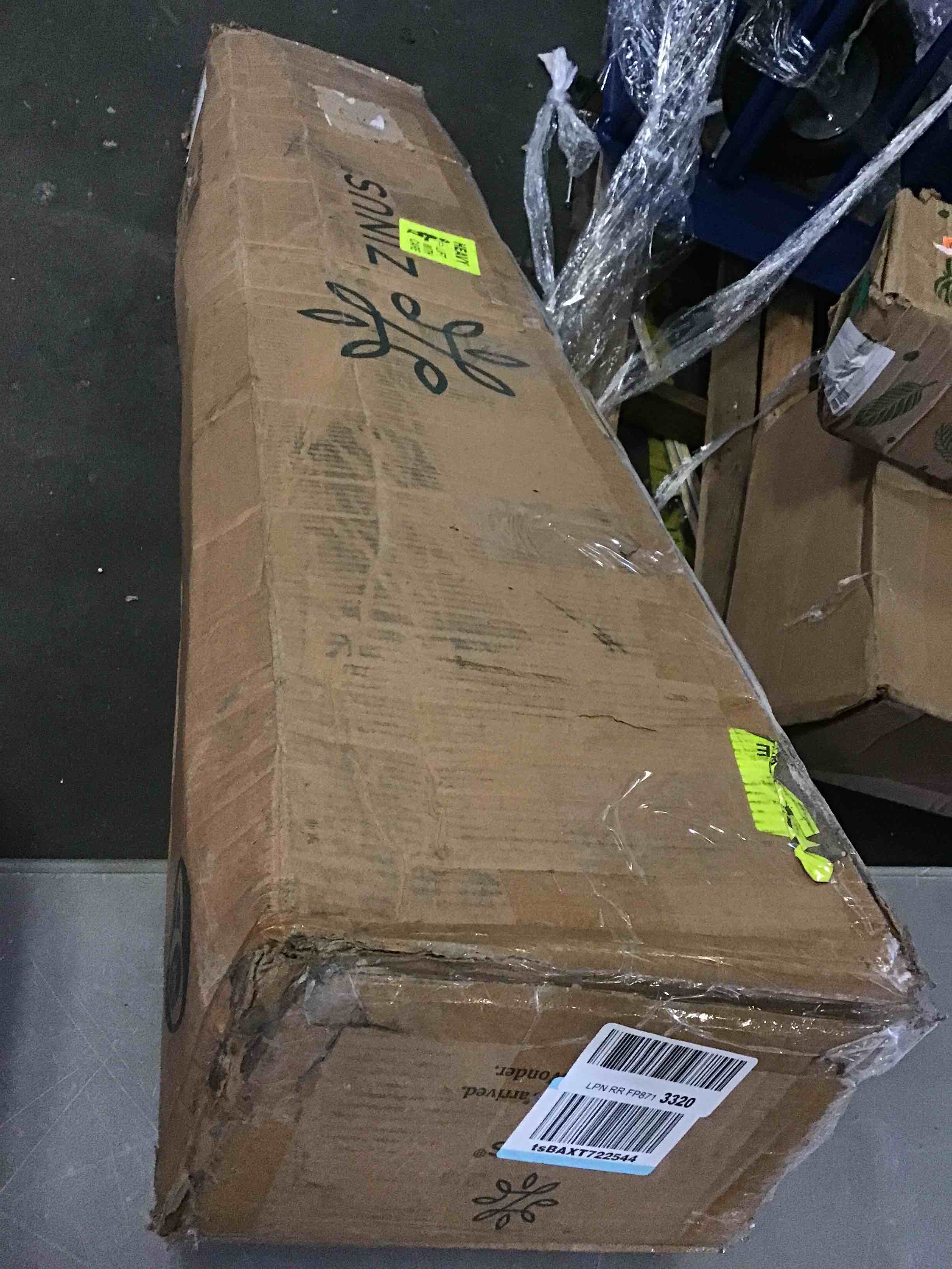 https://s3.amazonaws.com/lotting-images-prod/bidfta/BLU5076644_1695411367593.jpeg