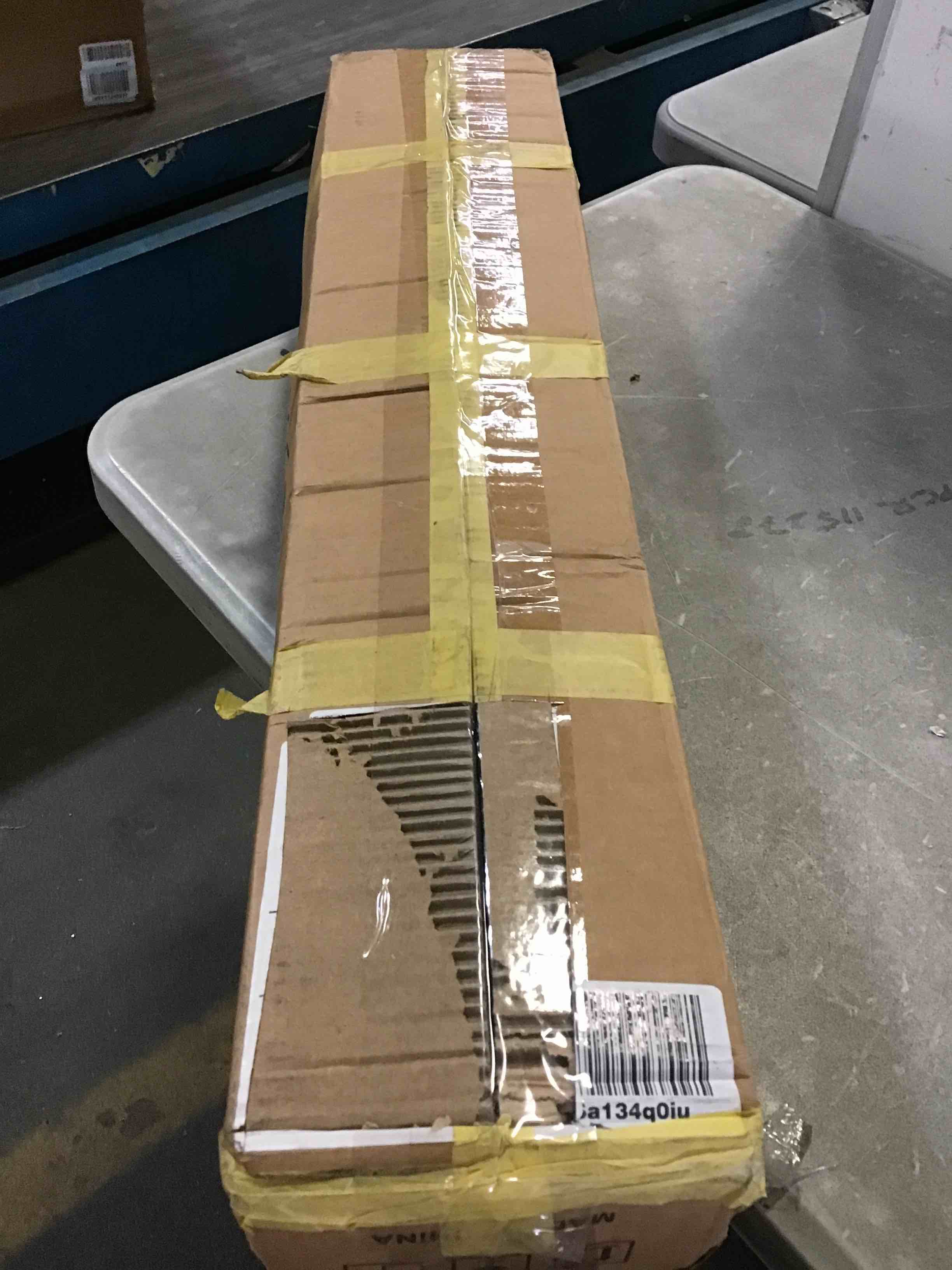 https://s3.amazonaws.com/lotting-images-prod/bidfta/BLU5076906_1695672689527.jpeg