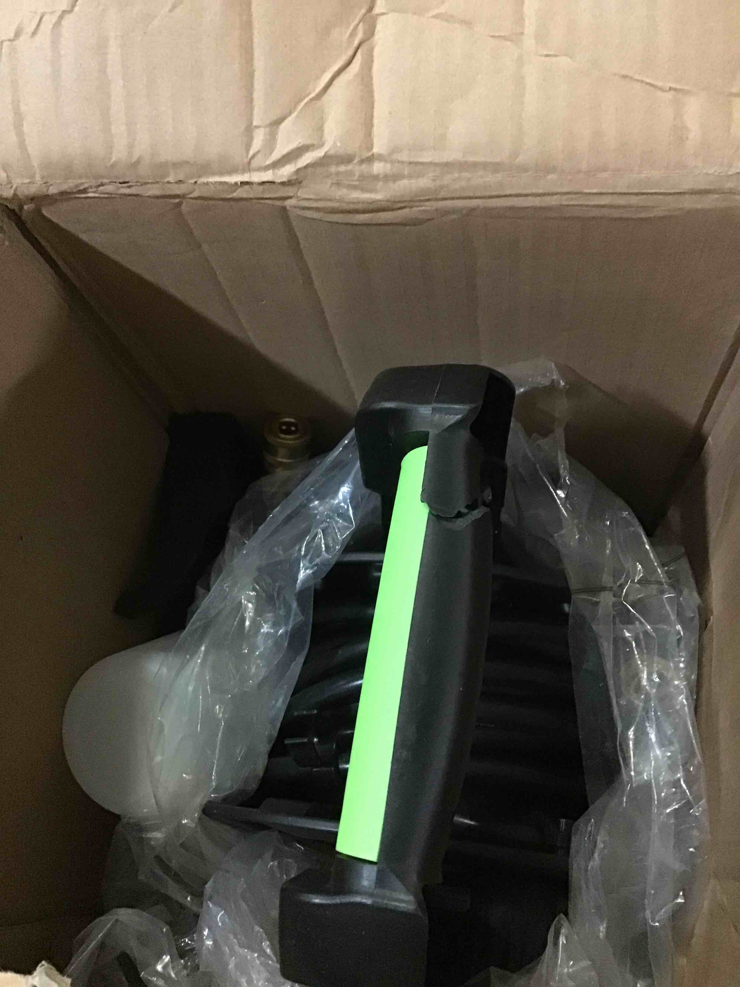 https://s3.amazonaws.com/lotting-images-prod/bidfta/BLU5076967_1695733384175.jpeg