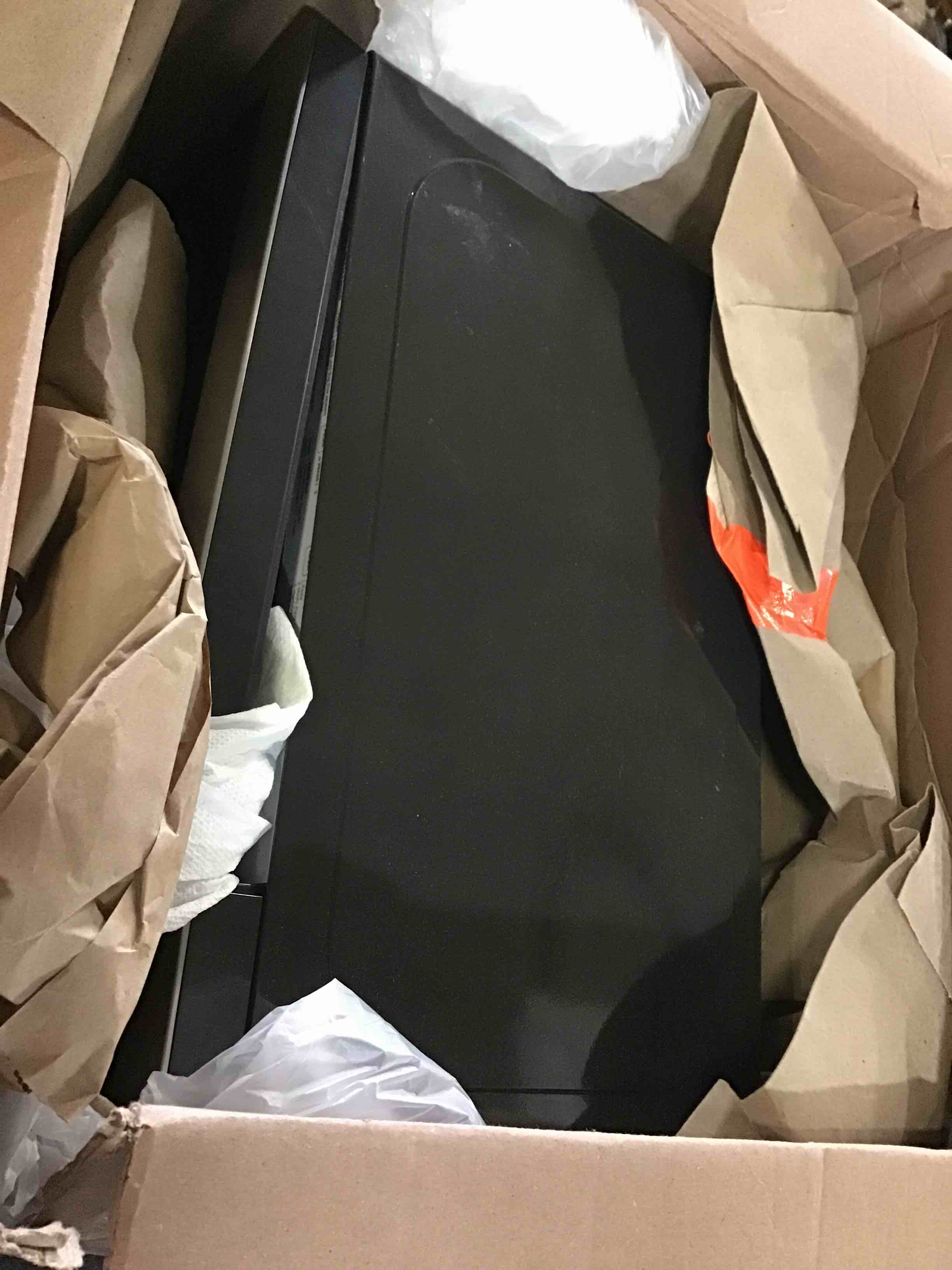 https://s3.amazonaws.com/lotting-images-prod/bidfta/BLU5077000_1695738258689.jpeg