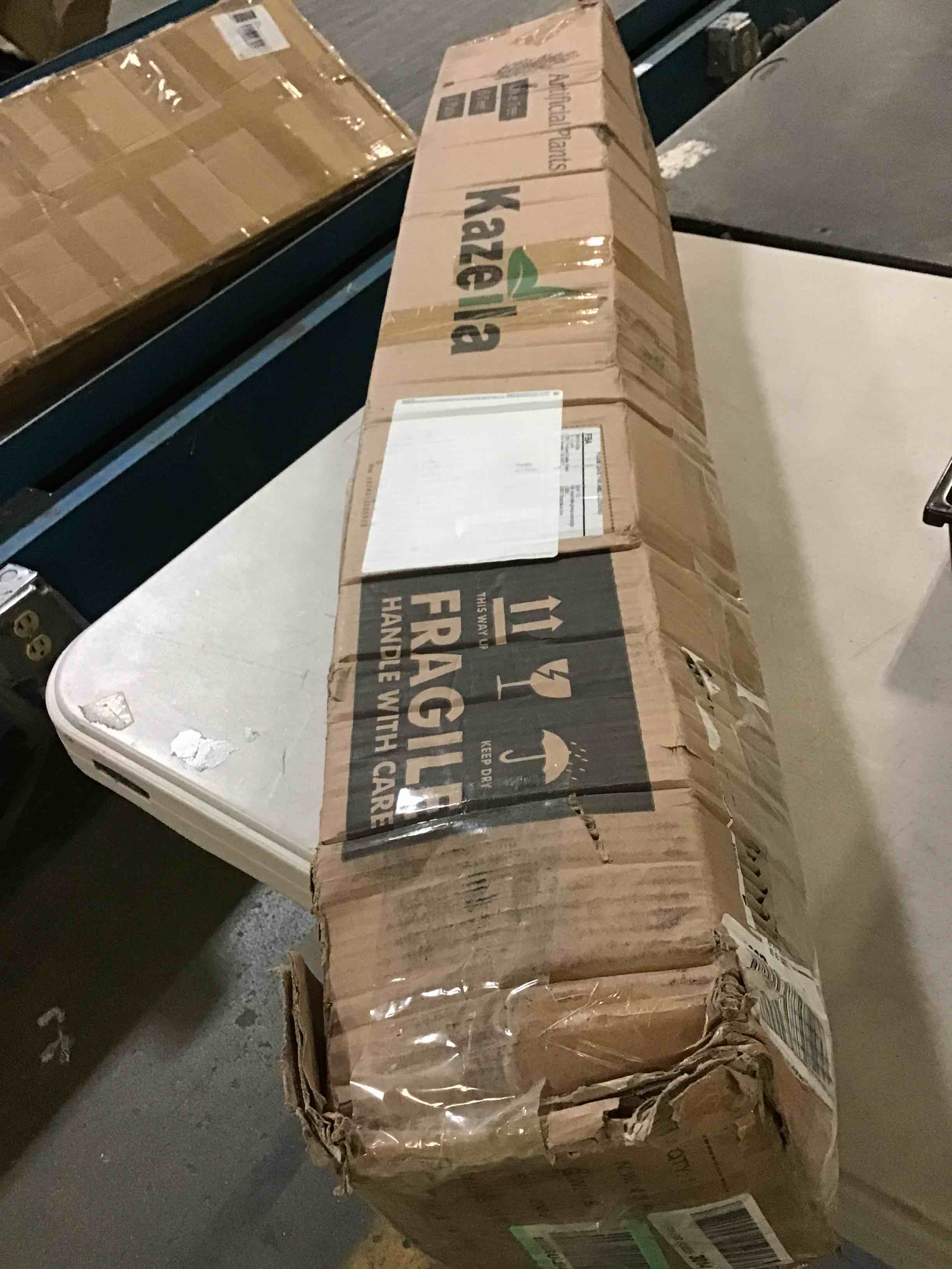 https://s3.amazonaws.com/lotting-images-prod/bidfta/BLU5077259_1695824511806.jpeg