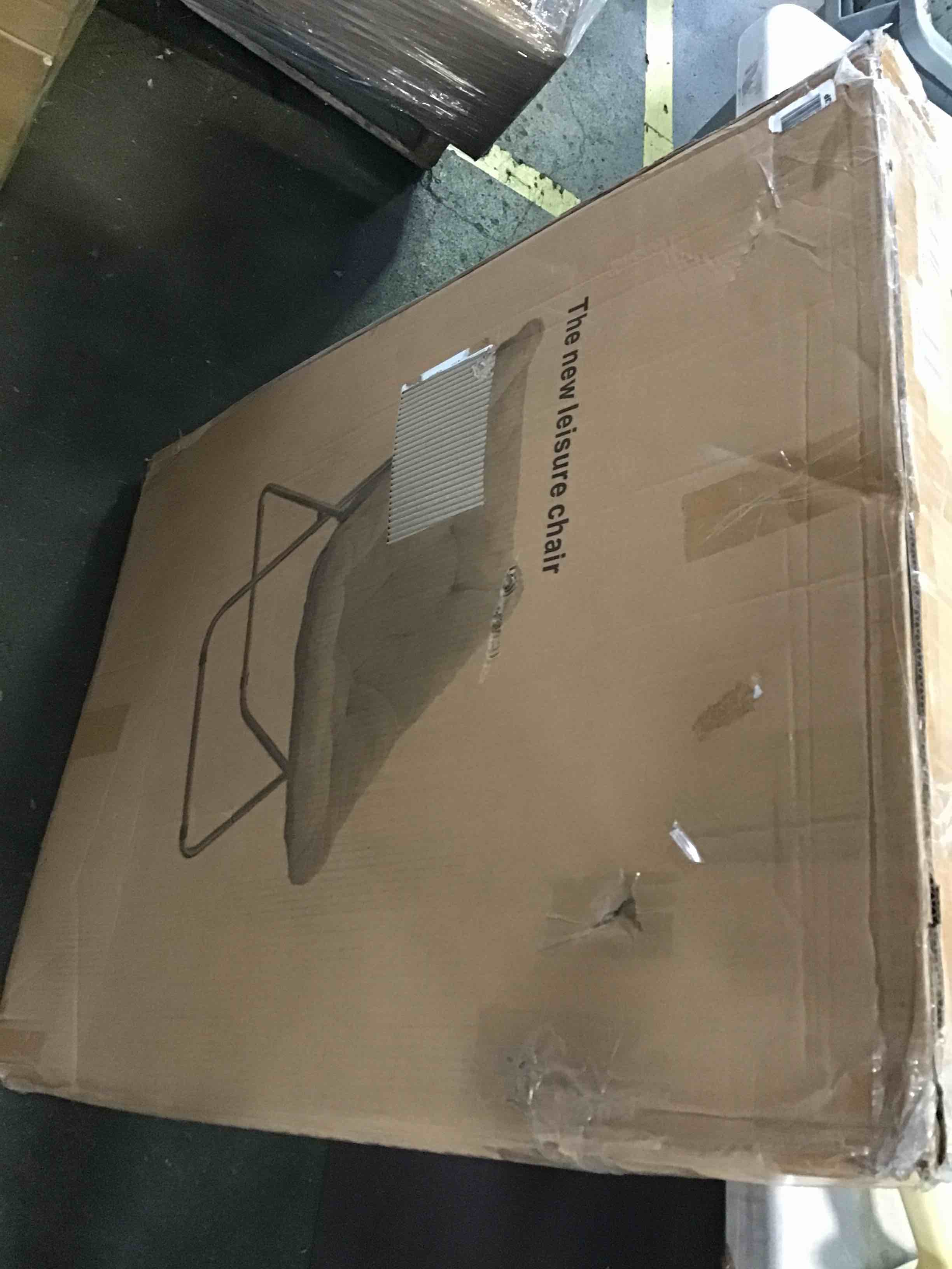https://s3.amazonaws.com/lotting-images-prod/bidfta/BLU5077898_1696263784428.jpeg