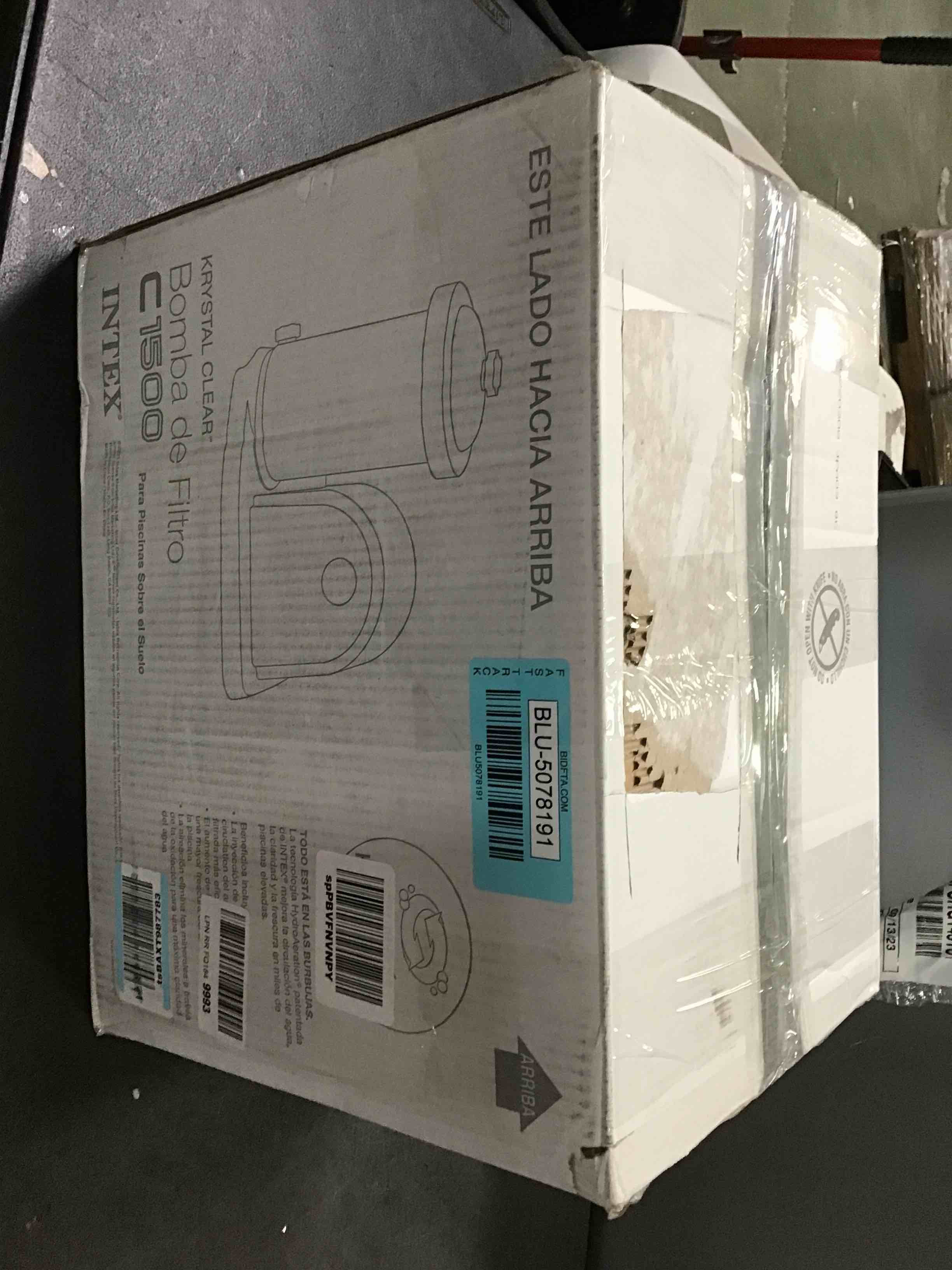 https://s3.amazonaws.com/lotting-images-prod/bidfta/BLU5078191_1695228830975.jpeg