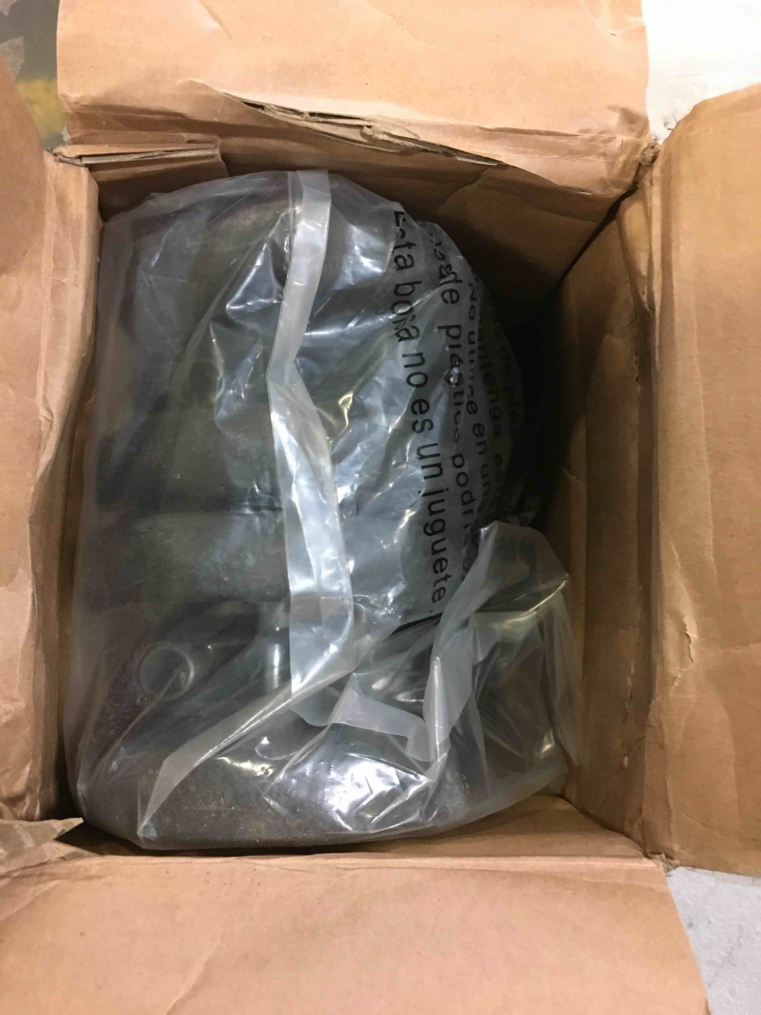 https://s3.amazonaws.com/lotting-images-prod/bidfta/BLU5078257_1695304185189.jpeg