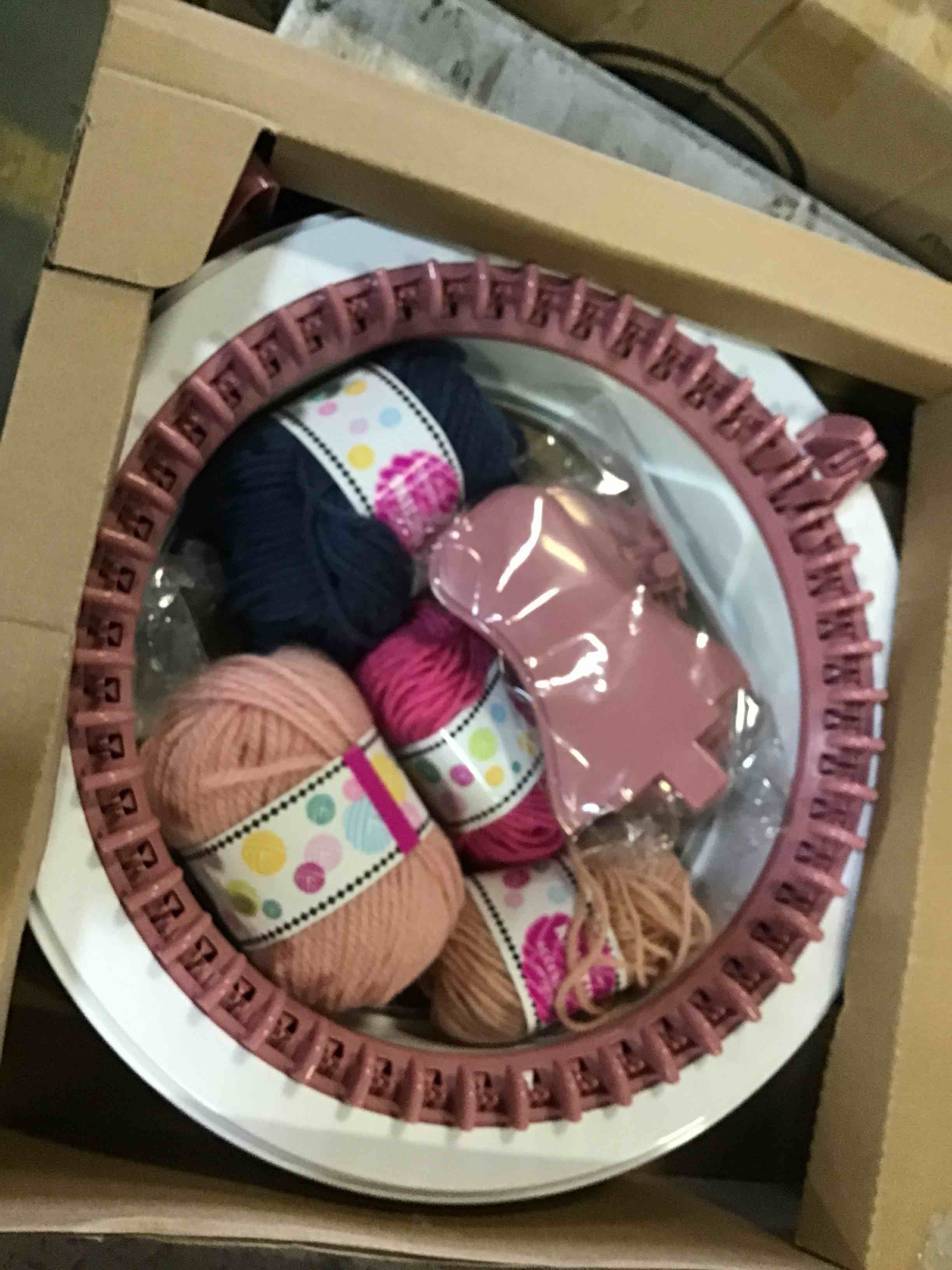 https://s3.amazonaws.com/lotting-images-prod/bidfta/BLU5079954_1695394473205.jpeg