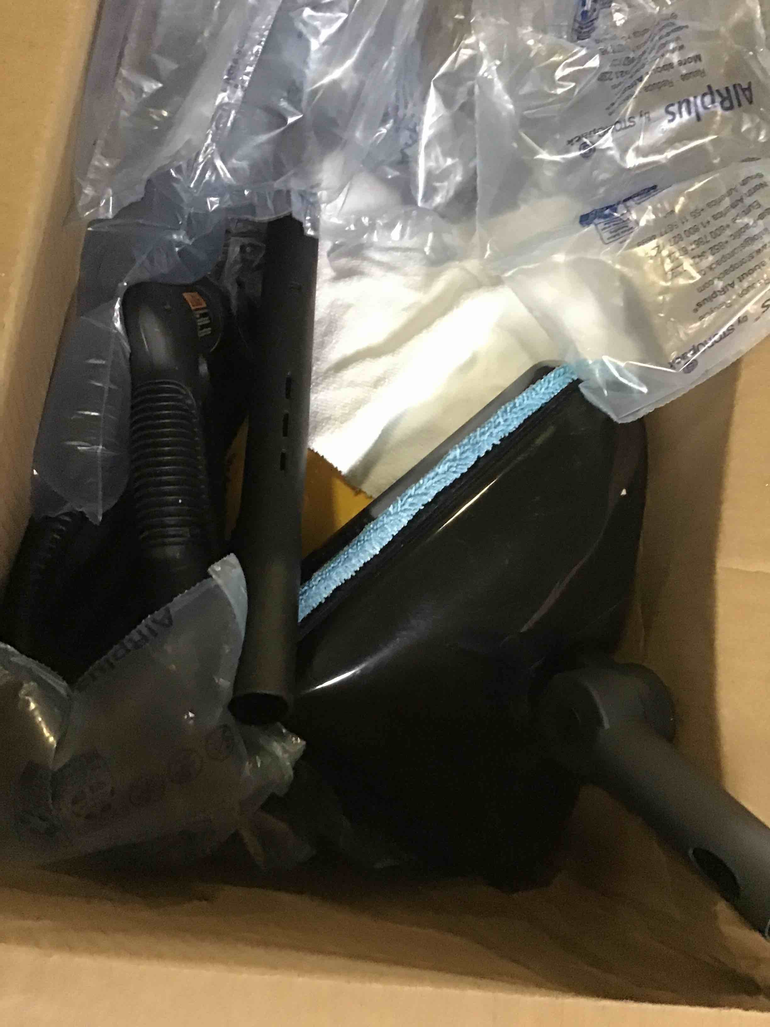 https://s3.amazonaws.com/lotting-images-prod/bidfta/BLU5080487_1695842333157.jpeg