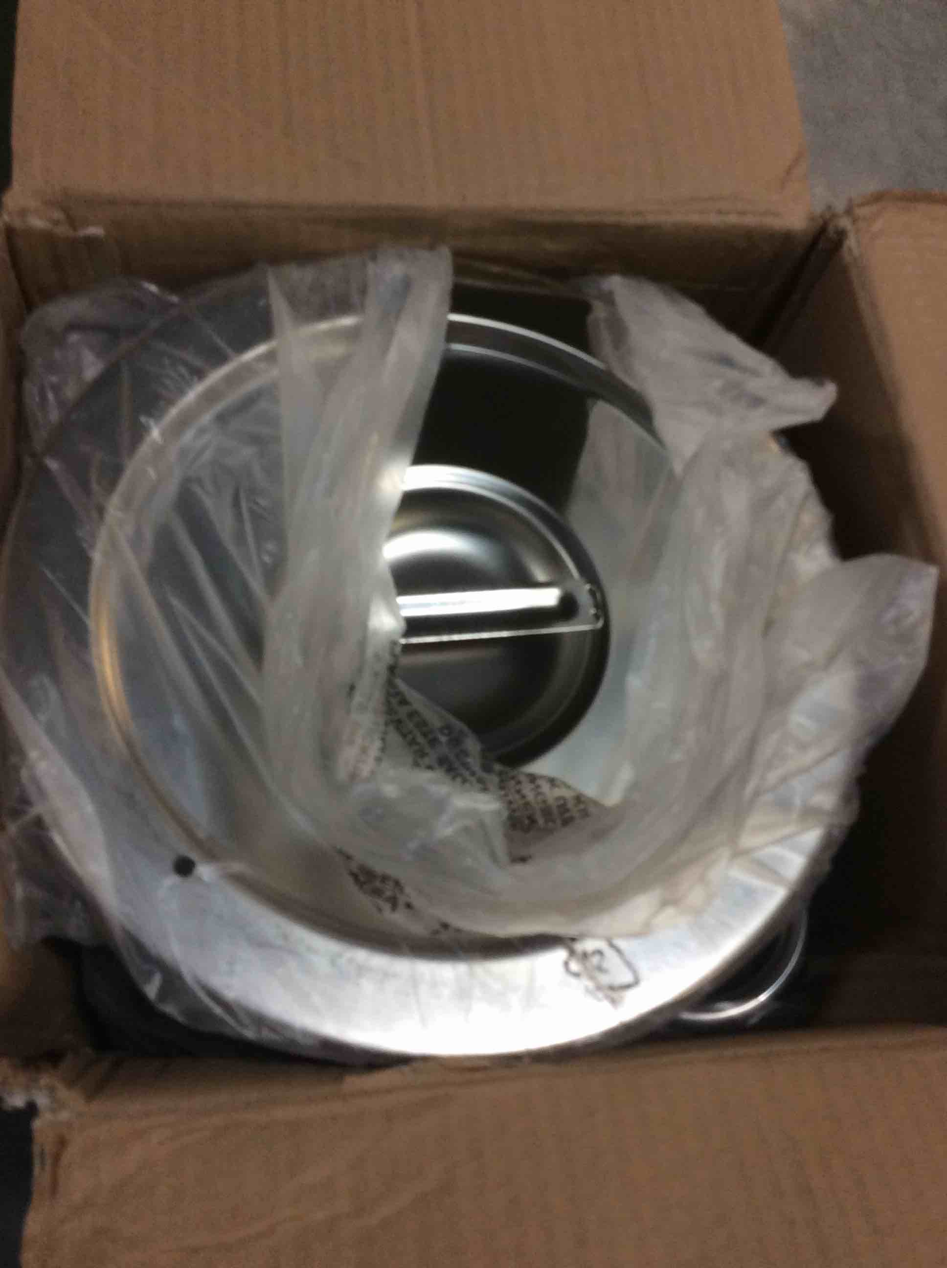 https://s3.amazonaws.com/lotting-images-prod/bidfta/BLU5080526_1695990995202.jpeg