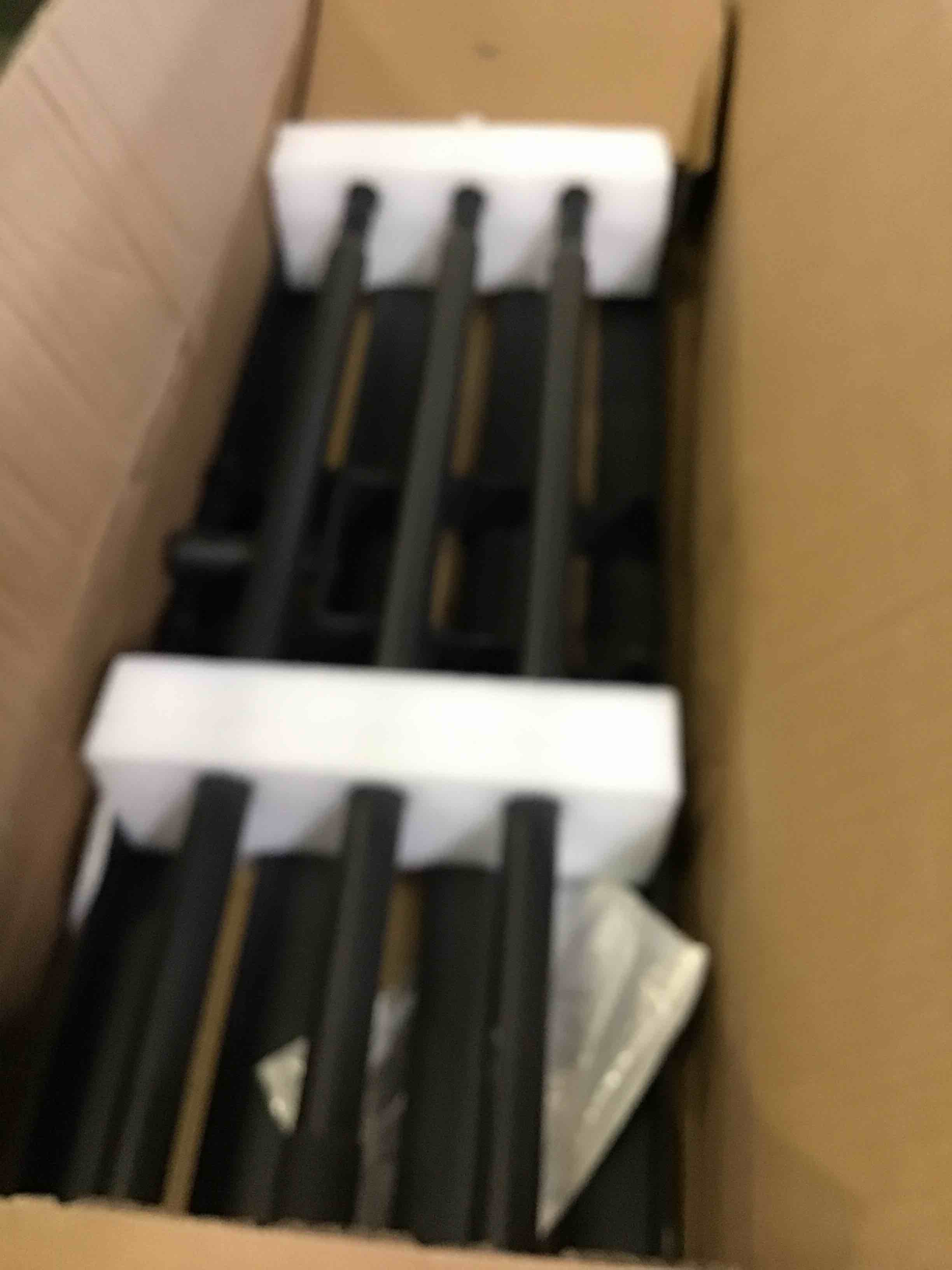https://s3.amazonaws.com/lotting-images-prod/bidfta/BLU5080766_1696266852736.jpeg