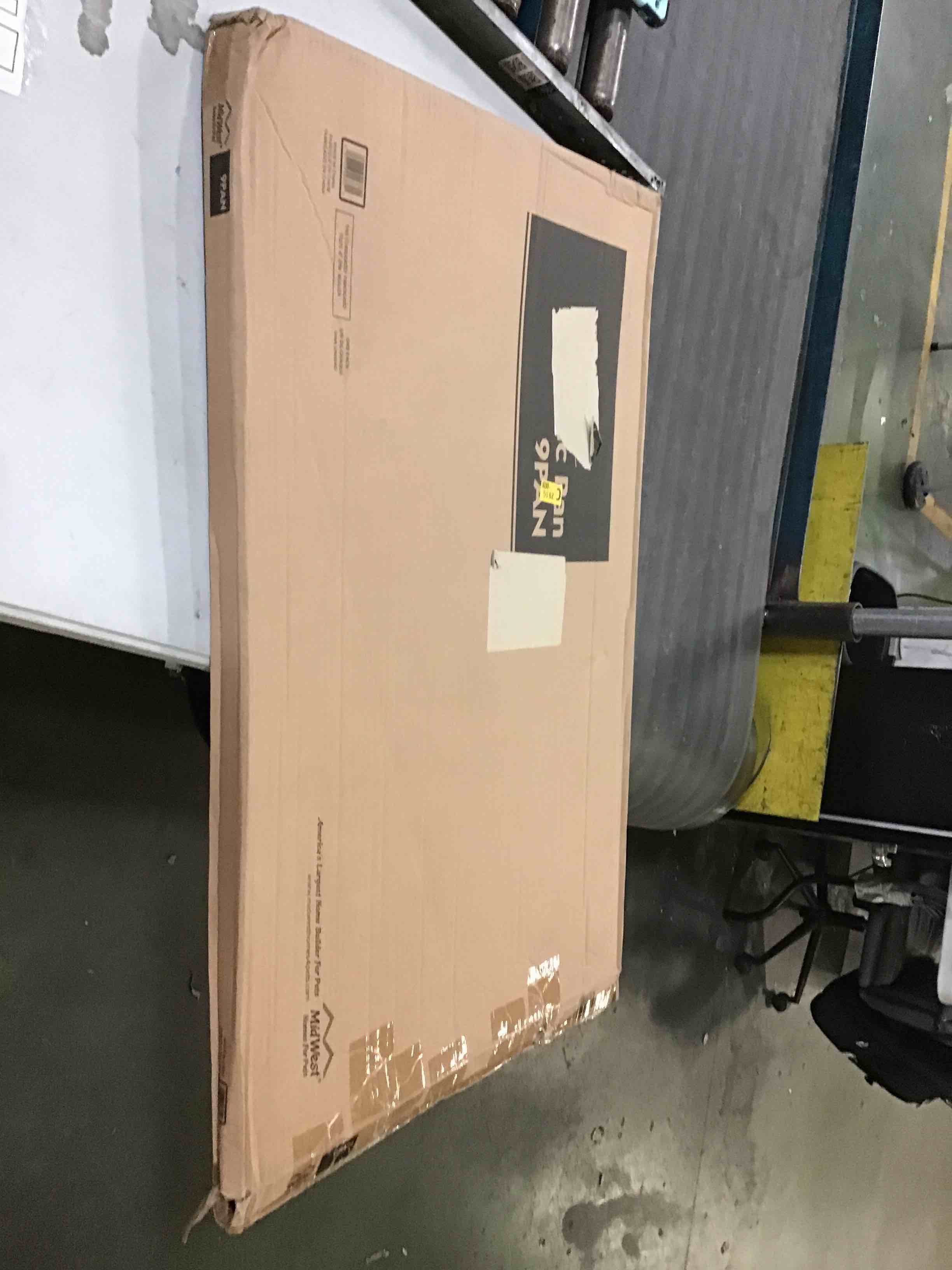 https://s3.amazonaws.com/lotting-images-prod/bidfta/BLU5081226_1695324392607.jpeg