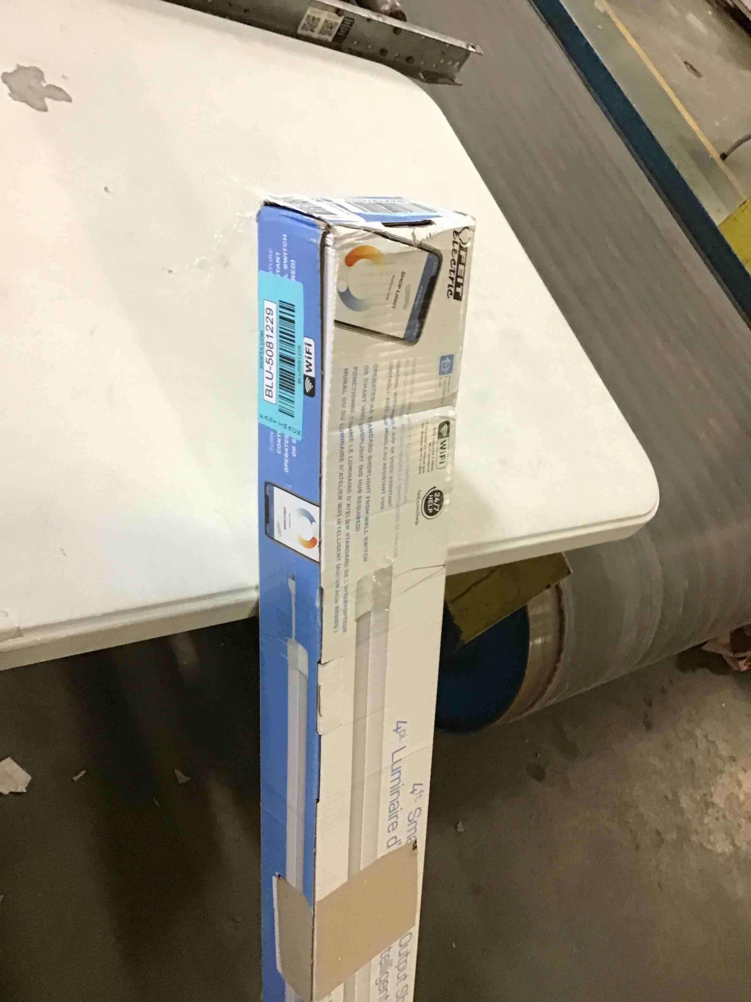https://s3.amazonaws.com/lotting-images-prod/bidfta/BLU5081229_1695324849177.jpeg