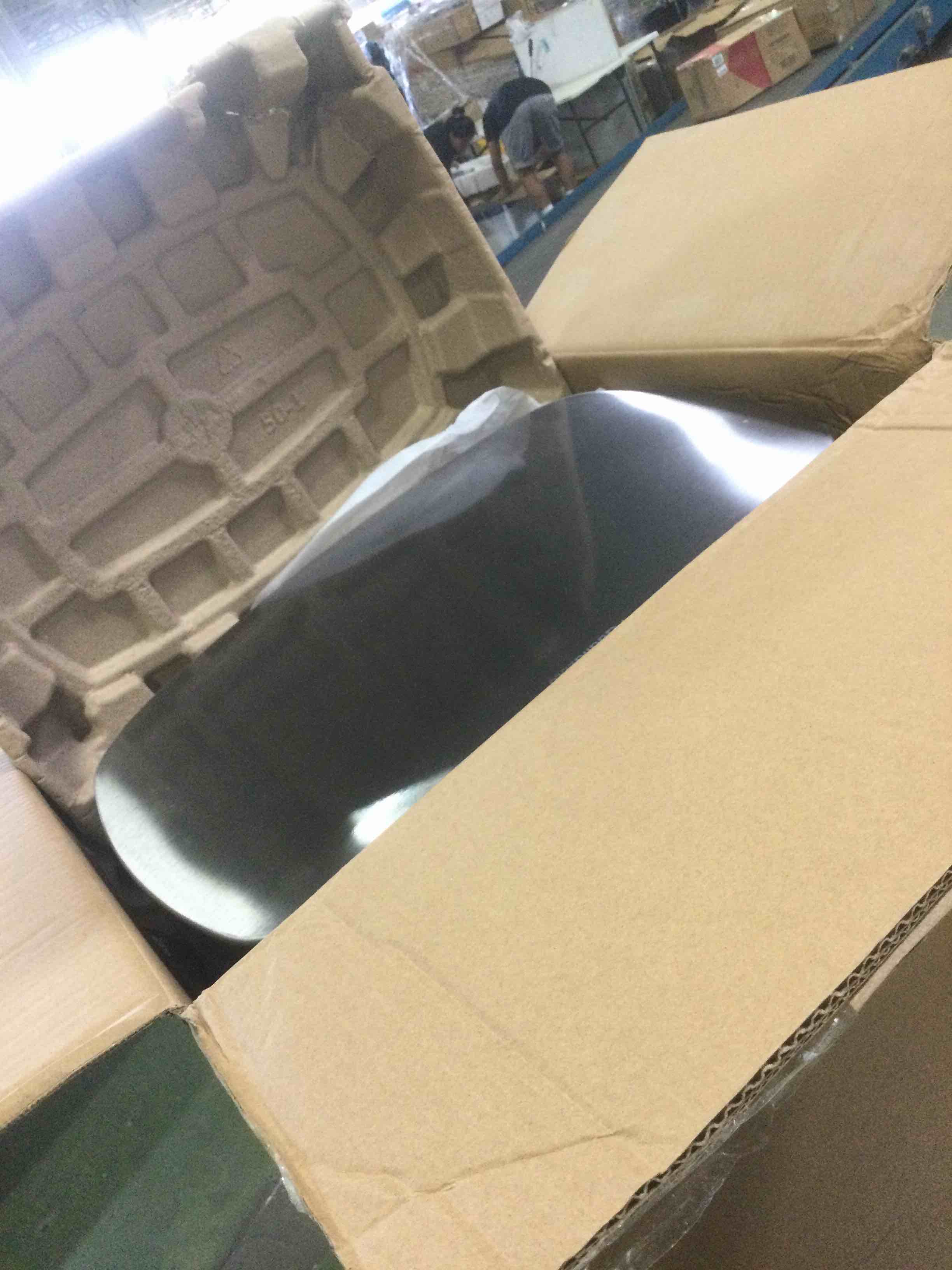 https://s3.amazonaws.com/lotting-images-prod/bidfta/BLU5081306_1695393505528.jpeg