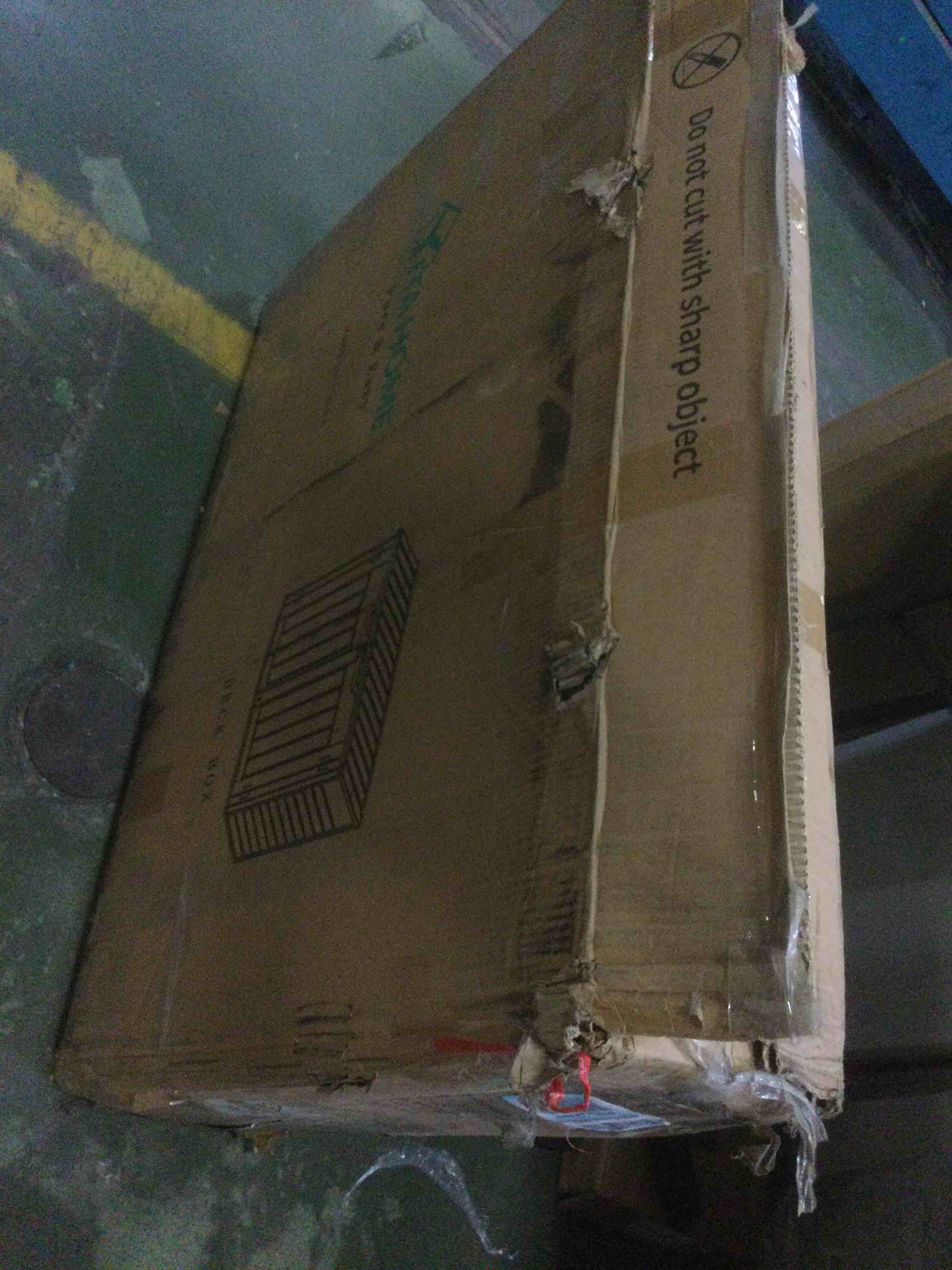 https://s3.amazonaws.com/lotting-images-prod/bidfta/BLU5081314_1695393866891.jpeg