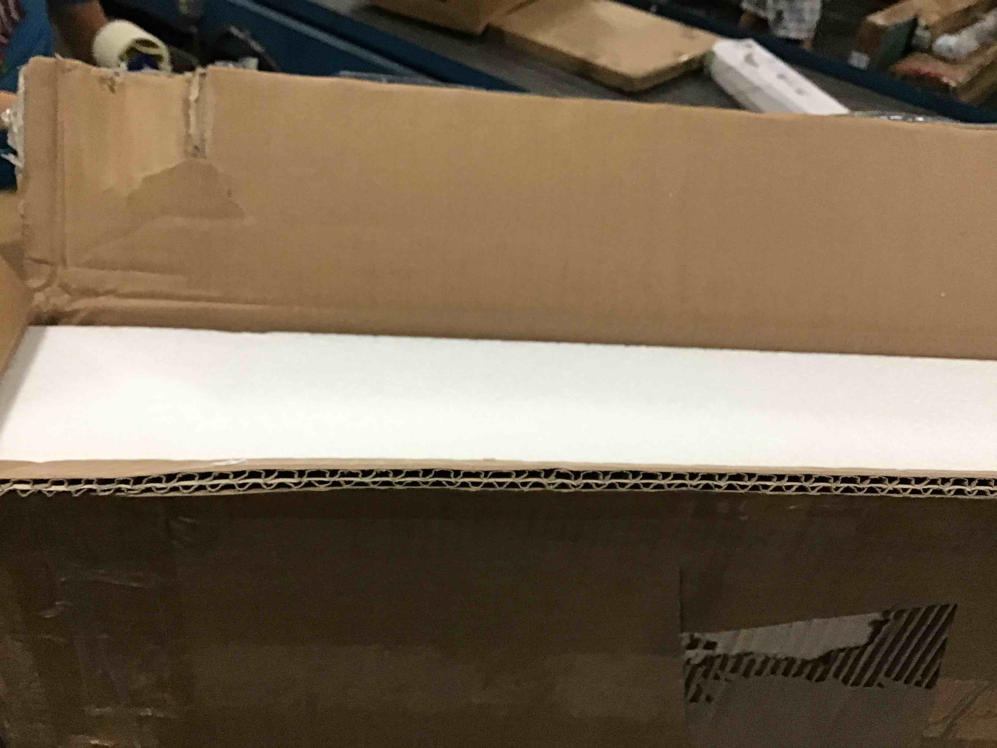 https://s3.amazonaws.com/lotting-images-prod/bidfta/BLU5081758_1695817780293.jpeg