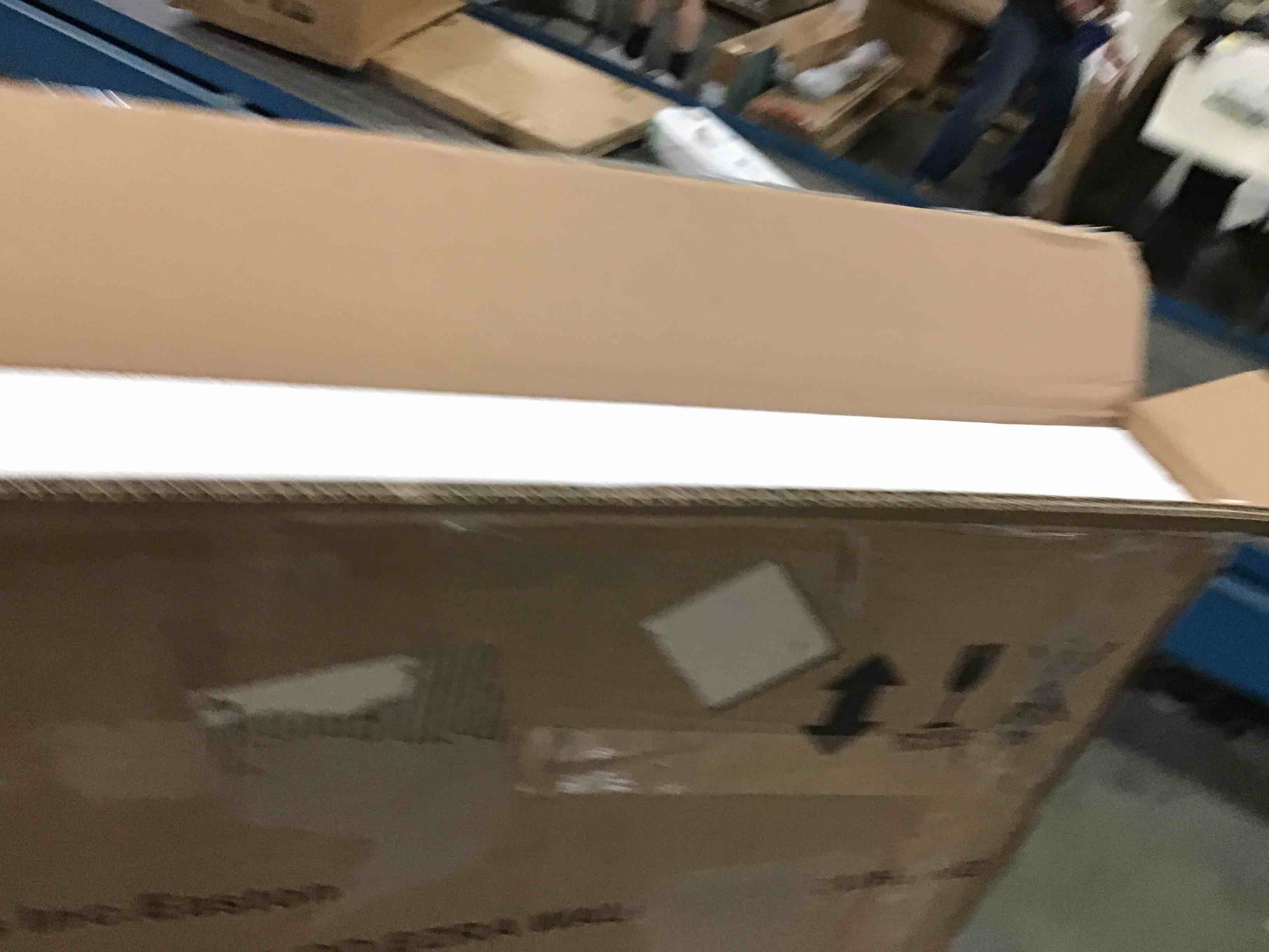 https://s3.amazonaws.com/lotting-images-prod/bidfta/BLU5081758_1695817782981.jpeg
