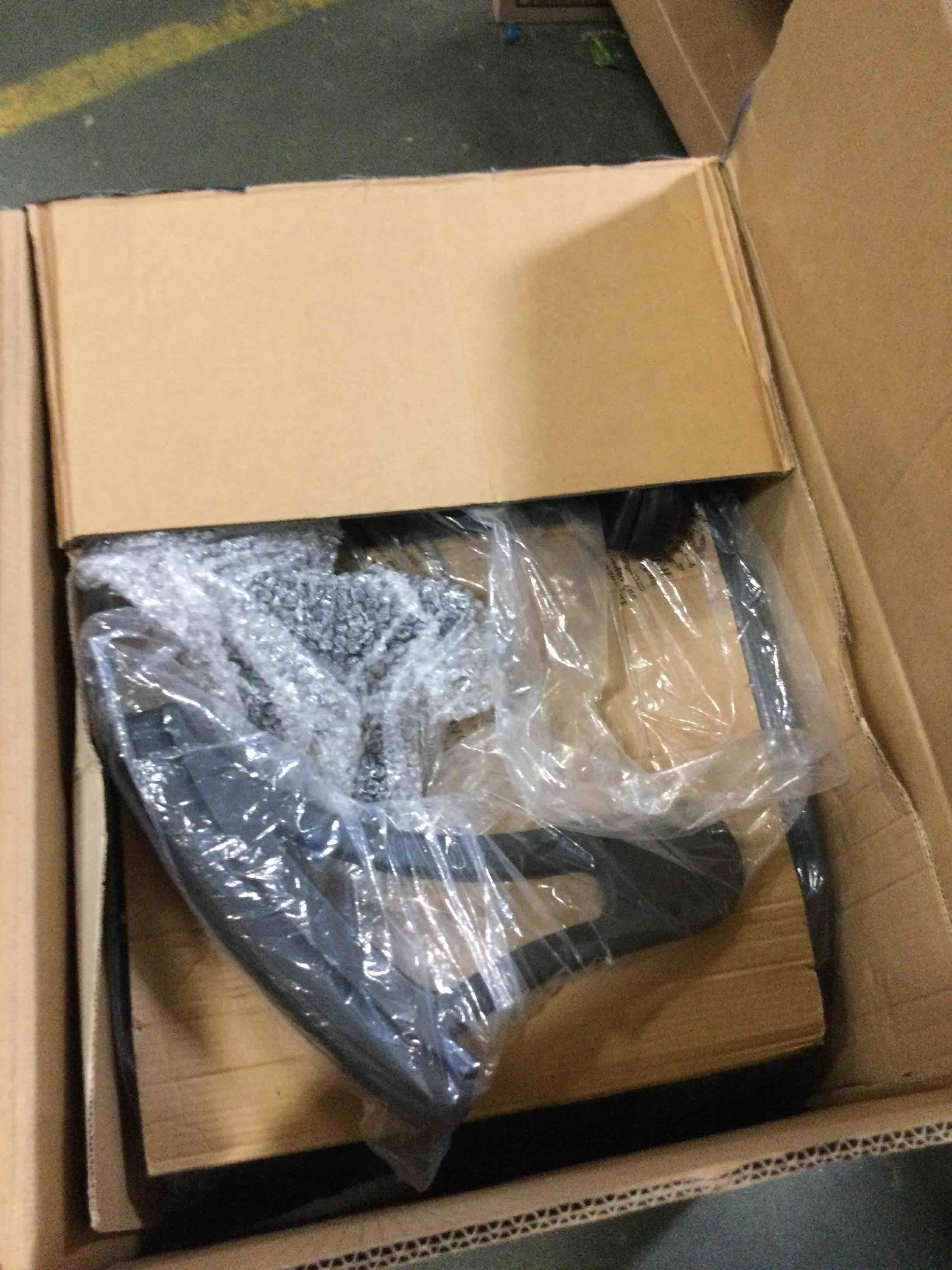 https://s3.amazonaws.com/lotting-images-prod/bidfta/BLU5081944_1695907905055.jpeg