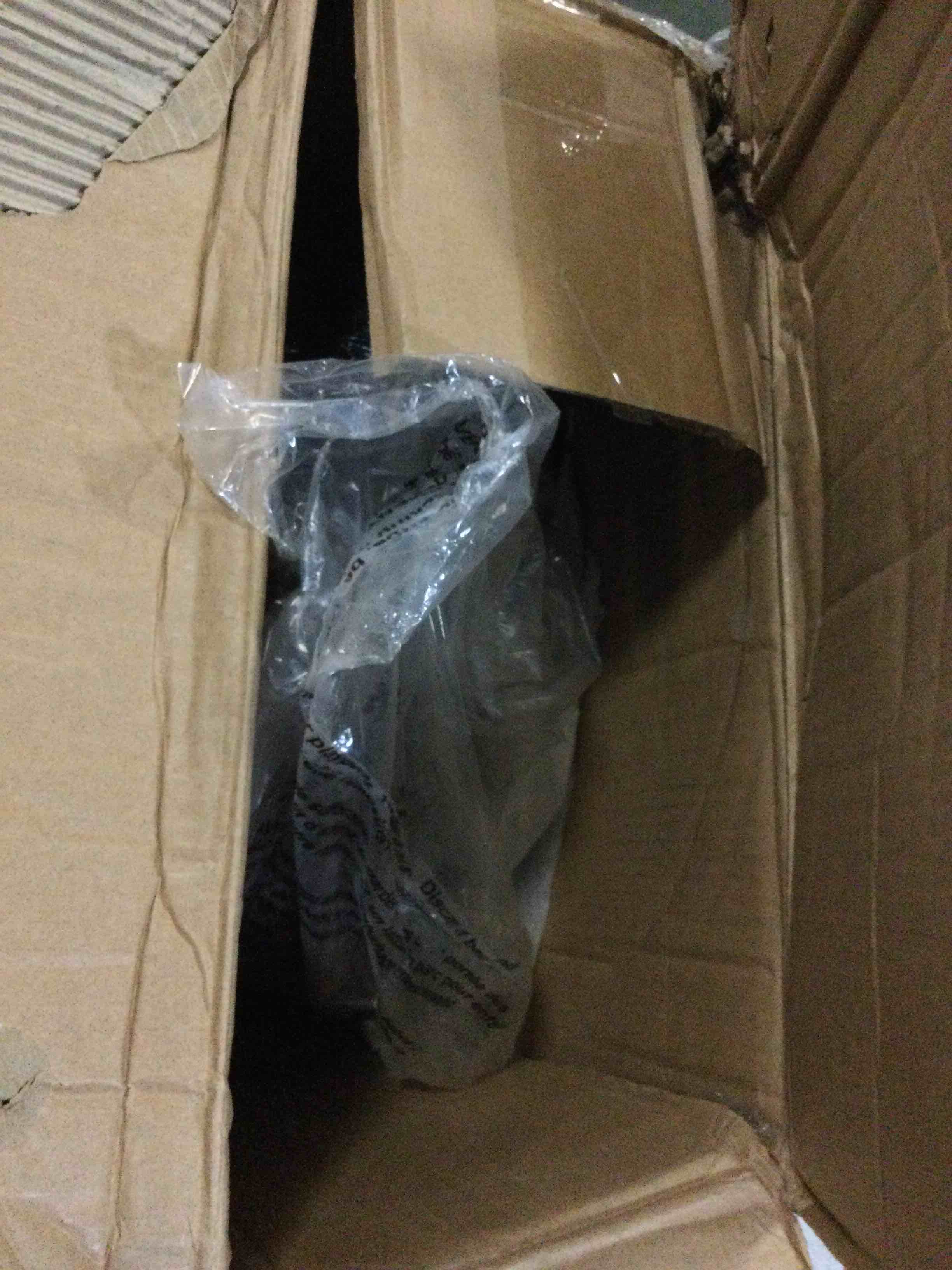 https://s3.amazonaws.com/lotting-images-prod/bidfta/BLU5081949_1695908482809.jpeg