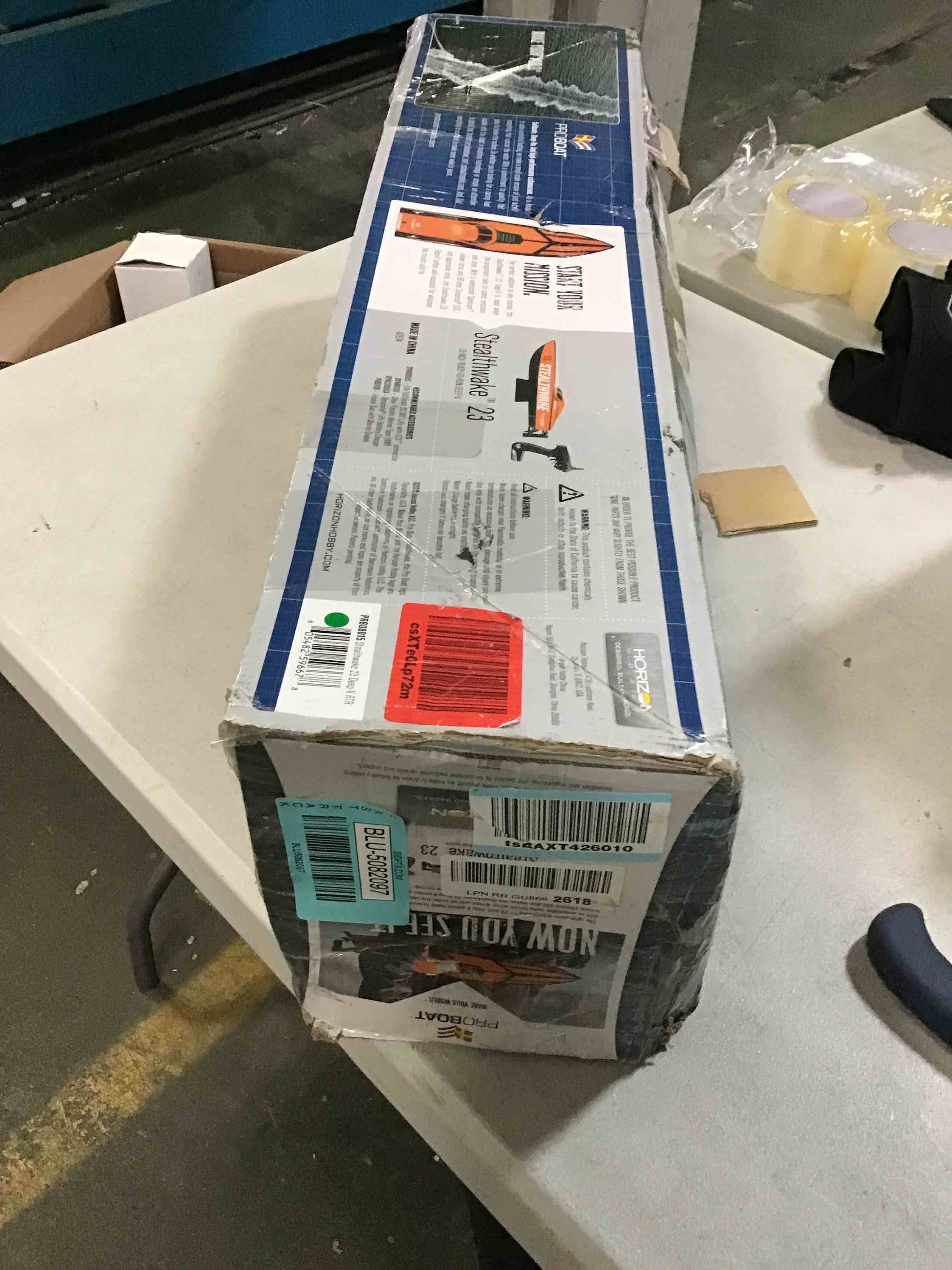 https://s3.amazonaws.com/lotting-images-prod/bidfta/BLU5082097_1695932469315.jpeg