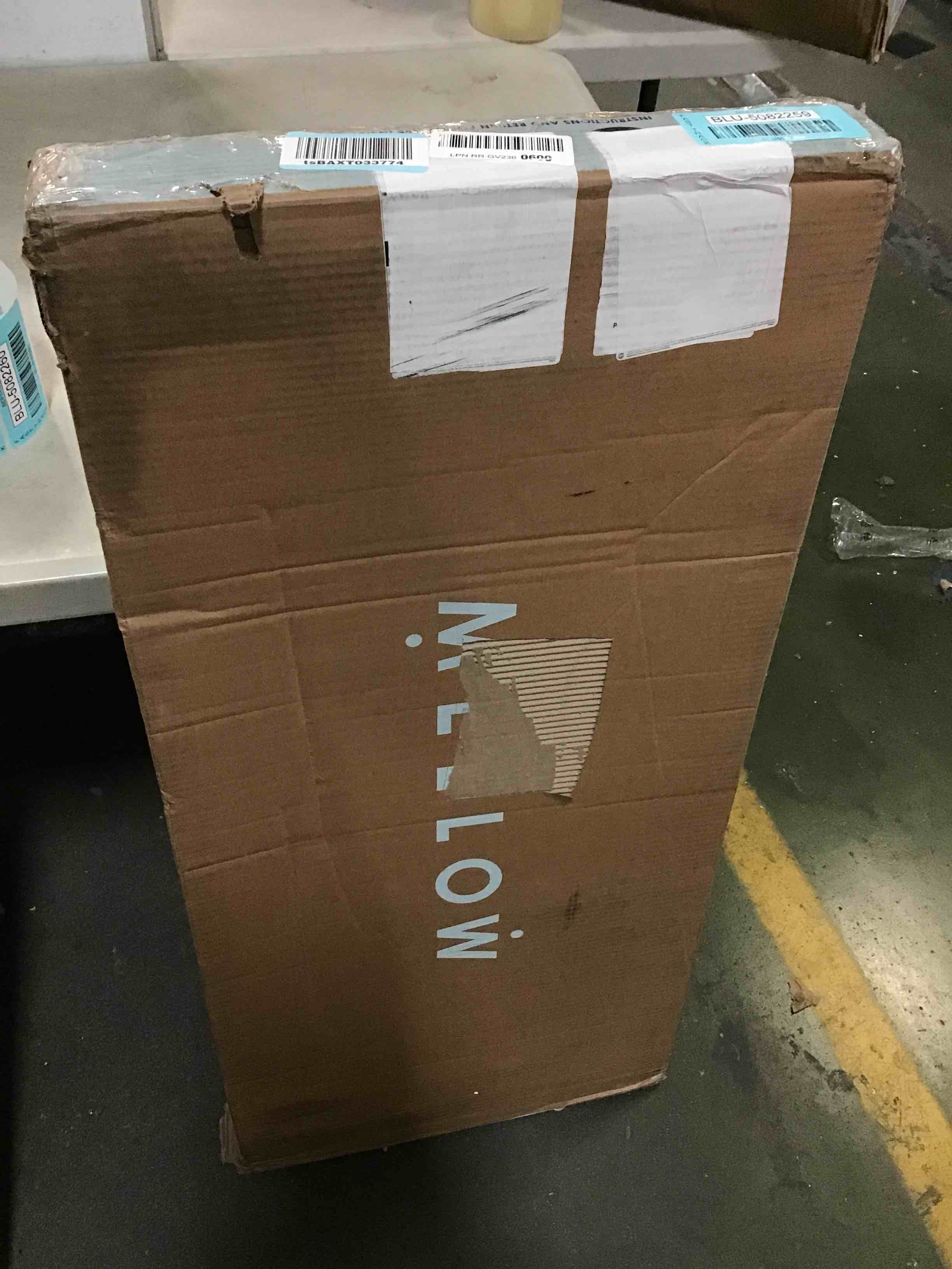 https://s3.amazonaws.com/lotting-images-prod/bidfta/BLU5082259_1696016490073.jpeg