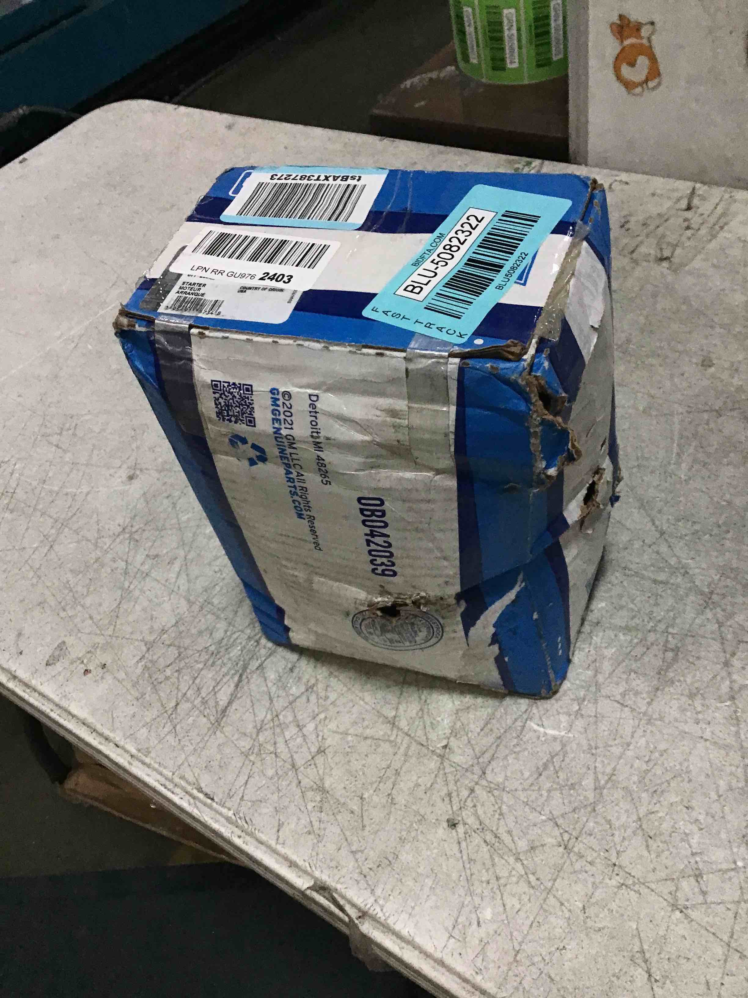 https://s3.amazonaws.com/lotting-images-prod/bidfta/BLU5082322_1696256534534.jpeg