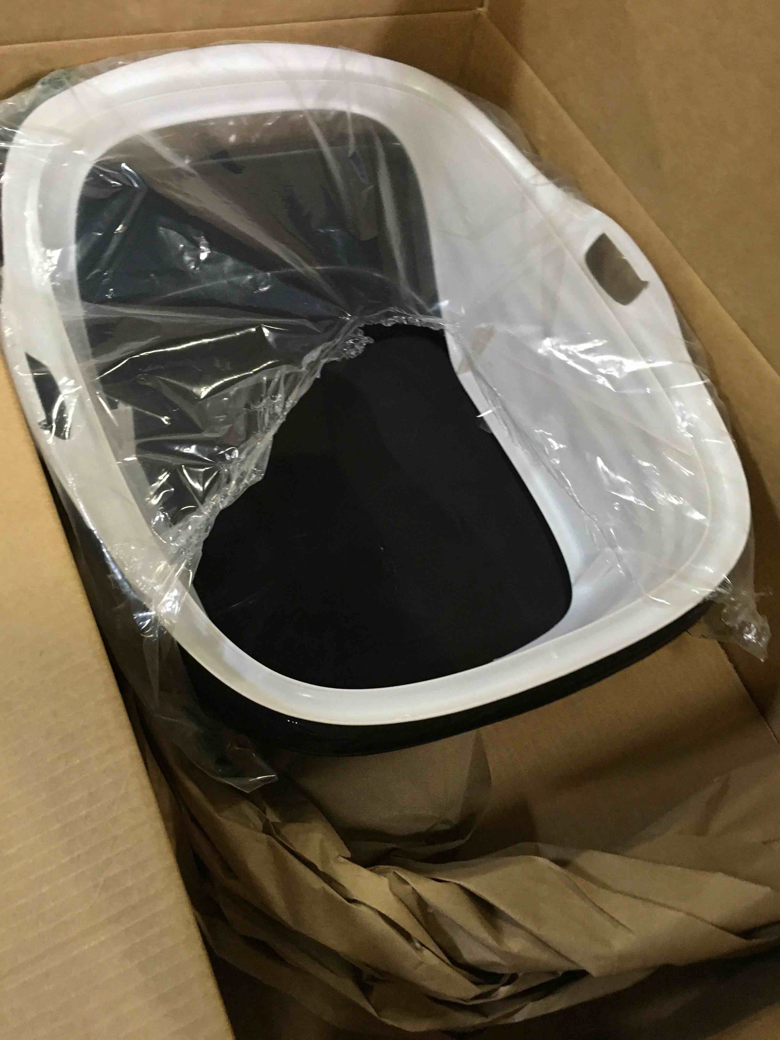 https://s3.amazonaws.com/lotting-images-prod/bidfta/BLU5087006_1687273247110.jpeg