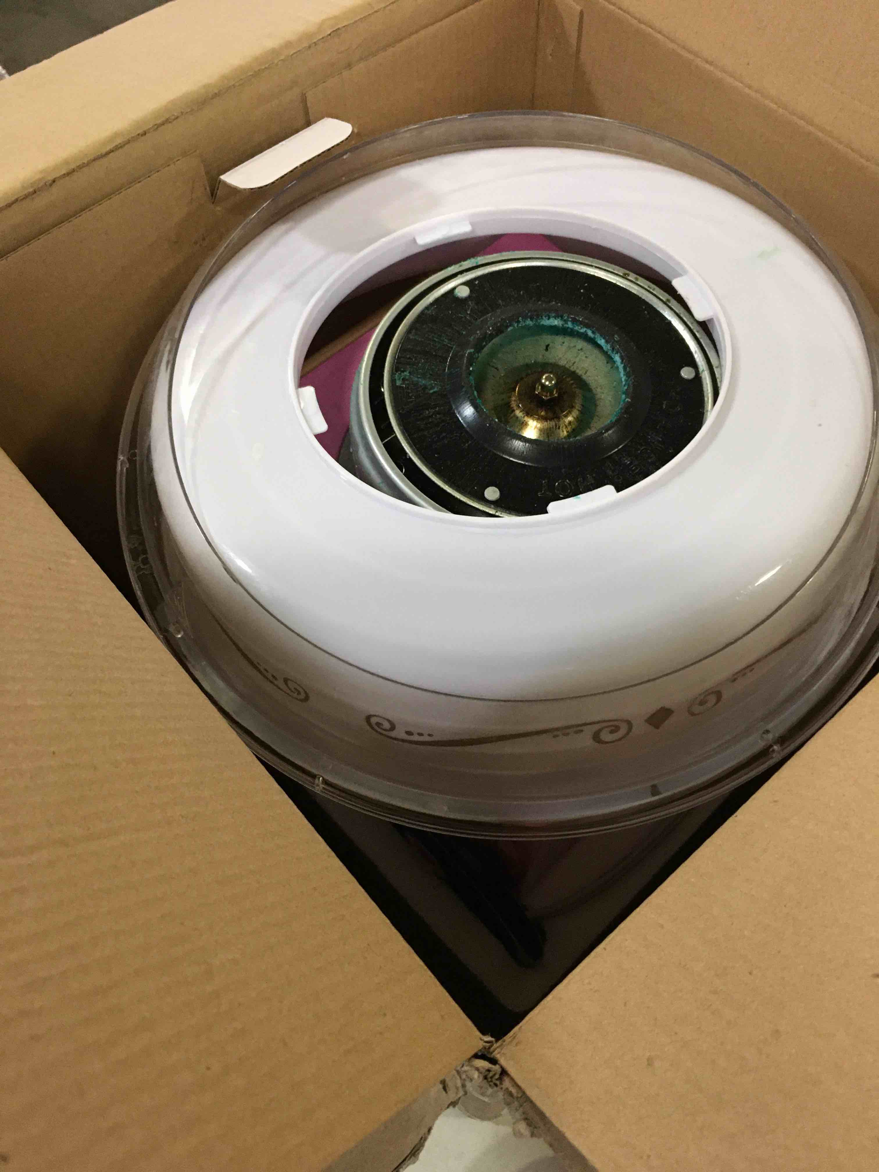 https://s3.amazonaws.com/lotting-images-prod/bidfta/BLU5087087_1687287055606.jpeg