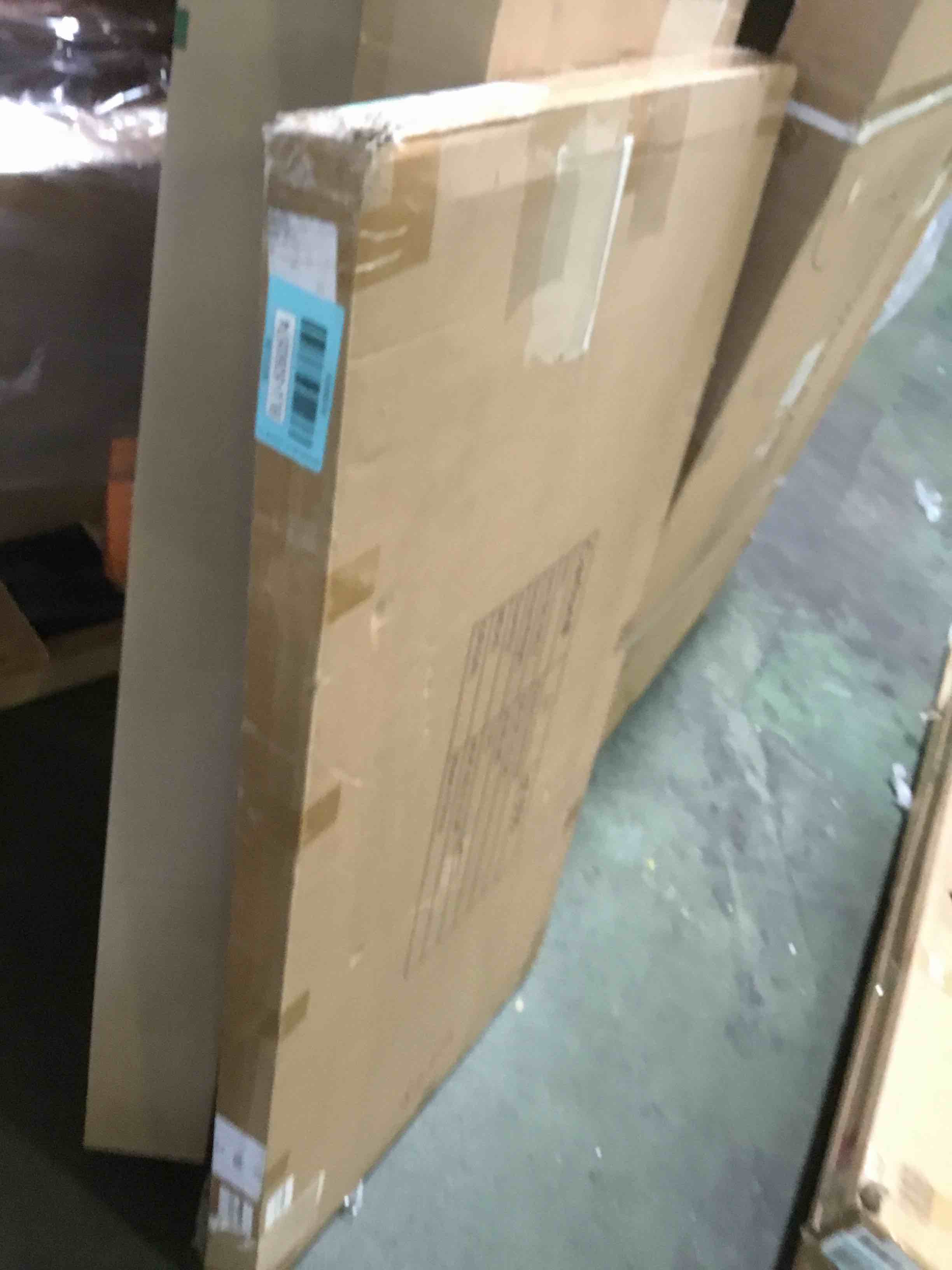 https://s3.amazonaws.com/lotting-images-prod/bidfta/BLU5090574_1688150880169.jpeg
