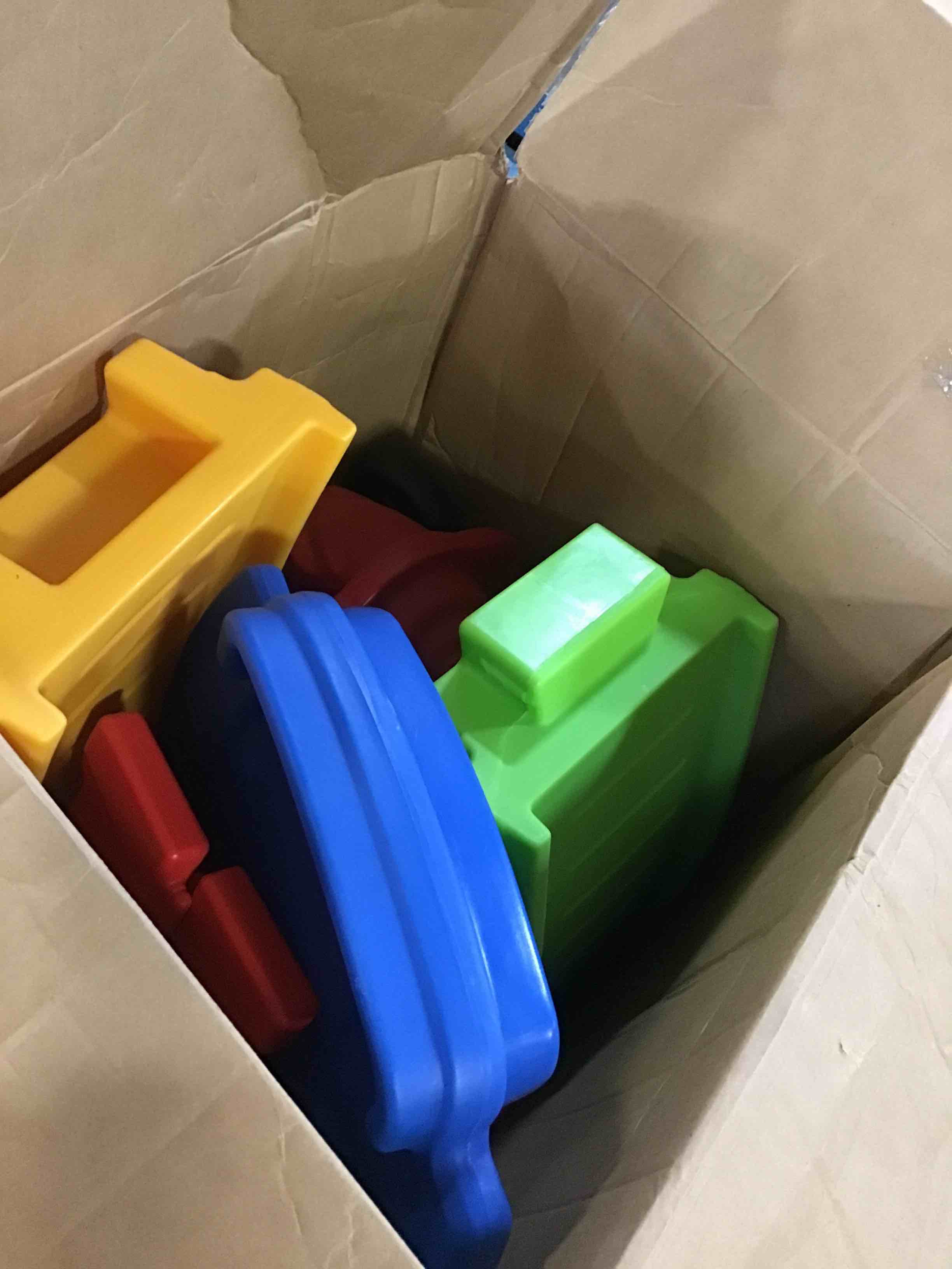 https://s3.amazonaws.com/lotting-images-prod/bidfta/BLU5091222_1689684801271.jpeg