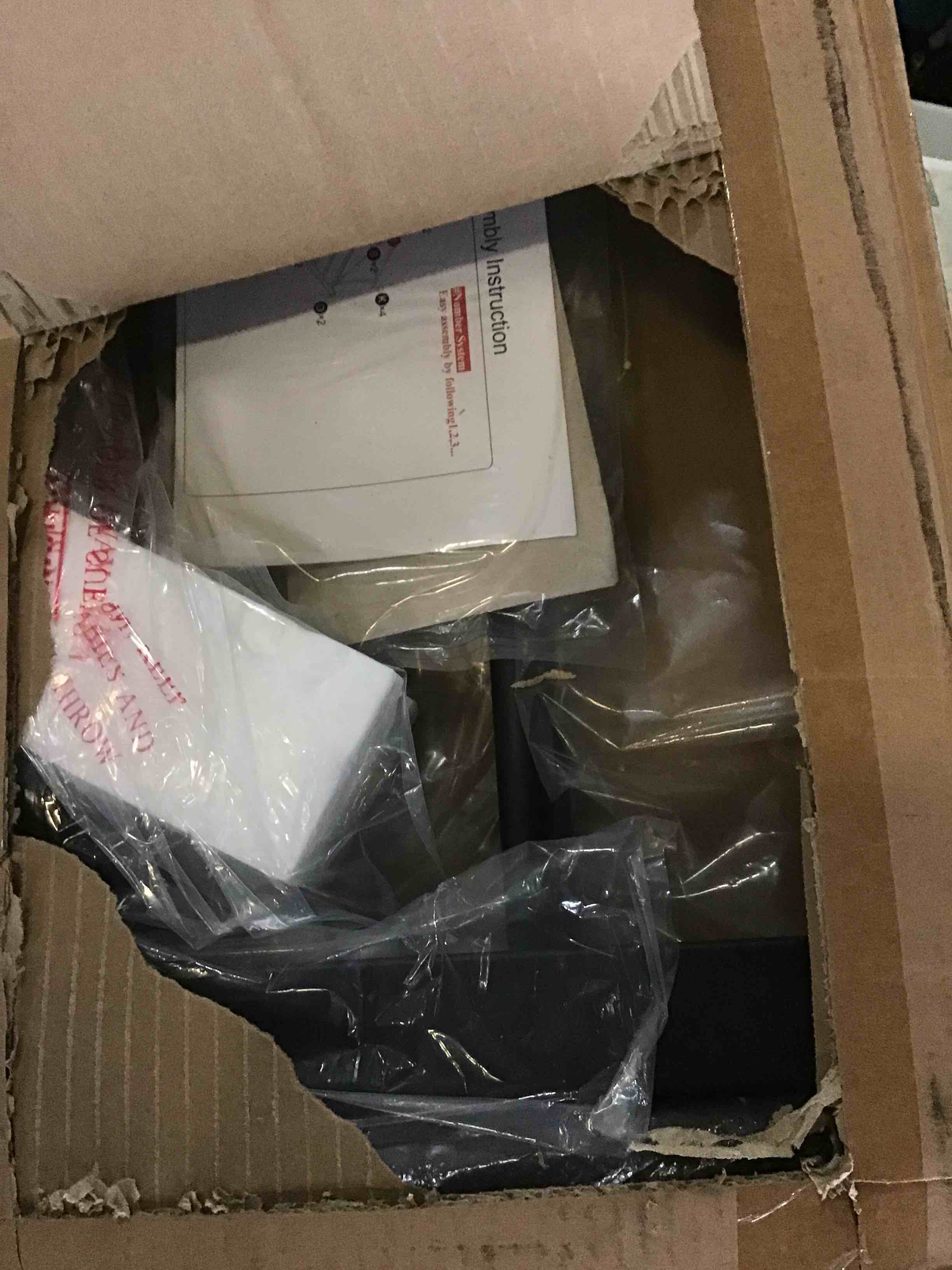 https://s3.amazonaws.com/lotting-images-prod/bidfta/BLU5091422_1689865137043.jpeg