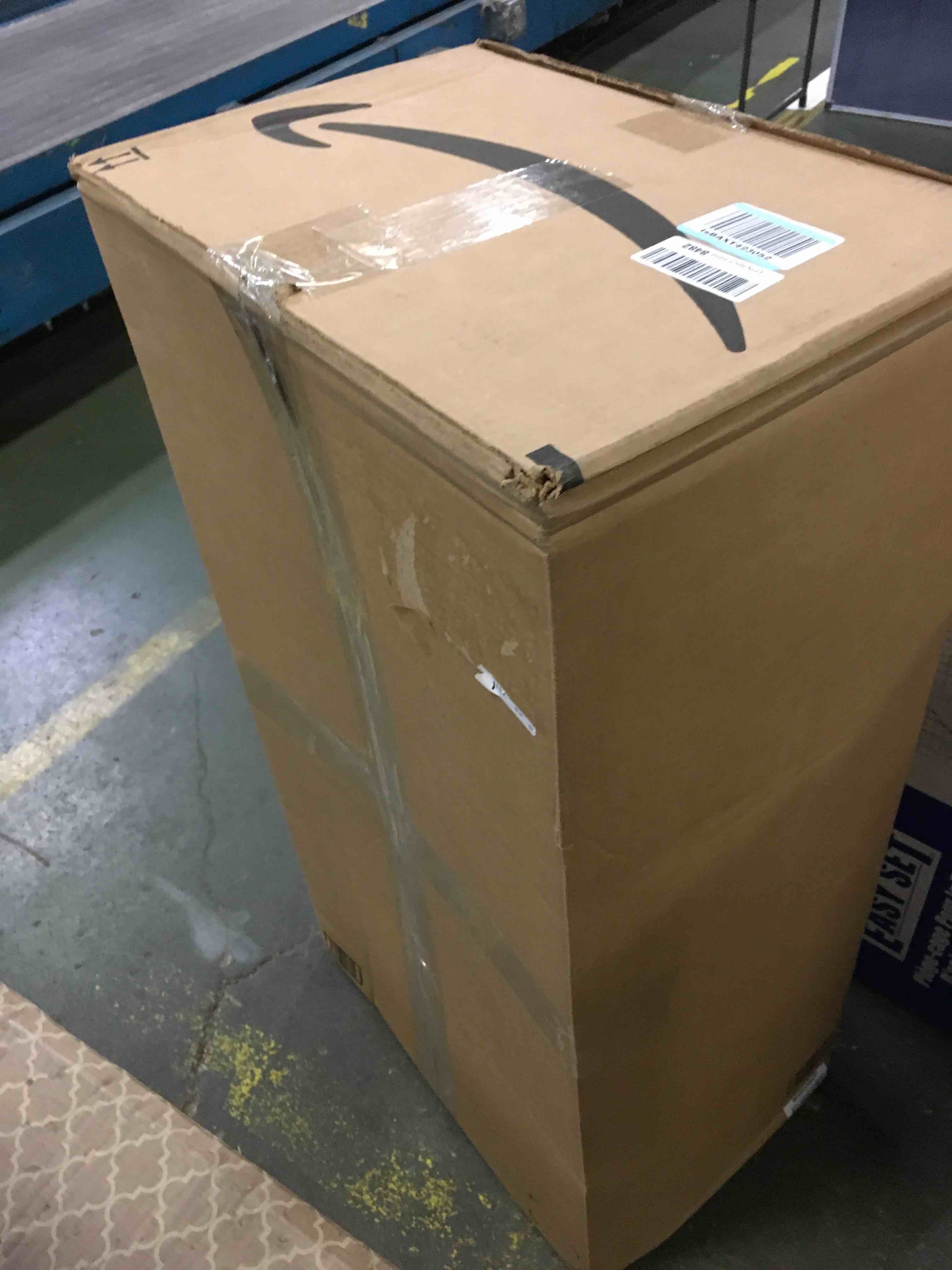 https://s3.amazonaws.com/lotting-images-prod/bidfta/BLU5091456_1687437648713.jpeg