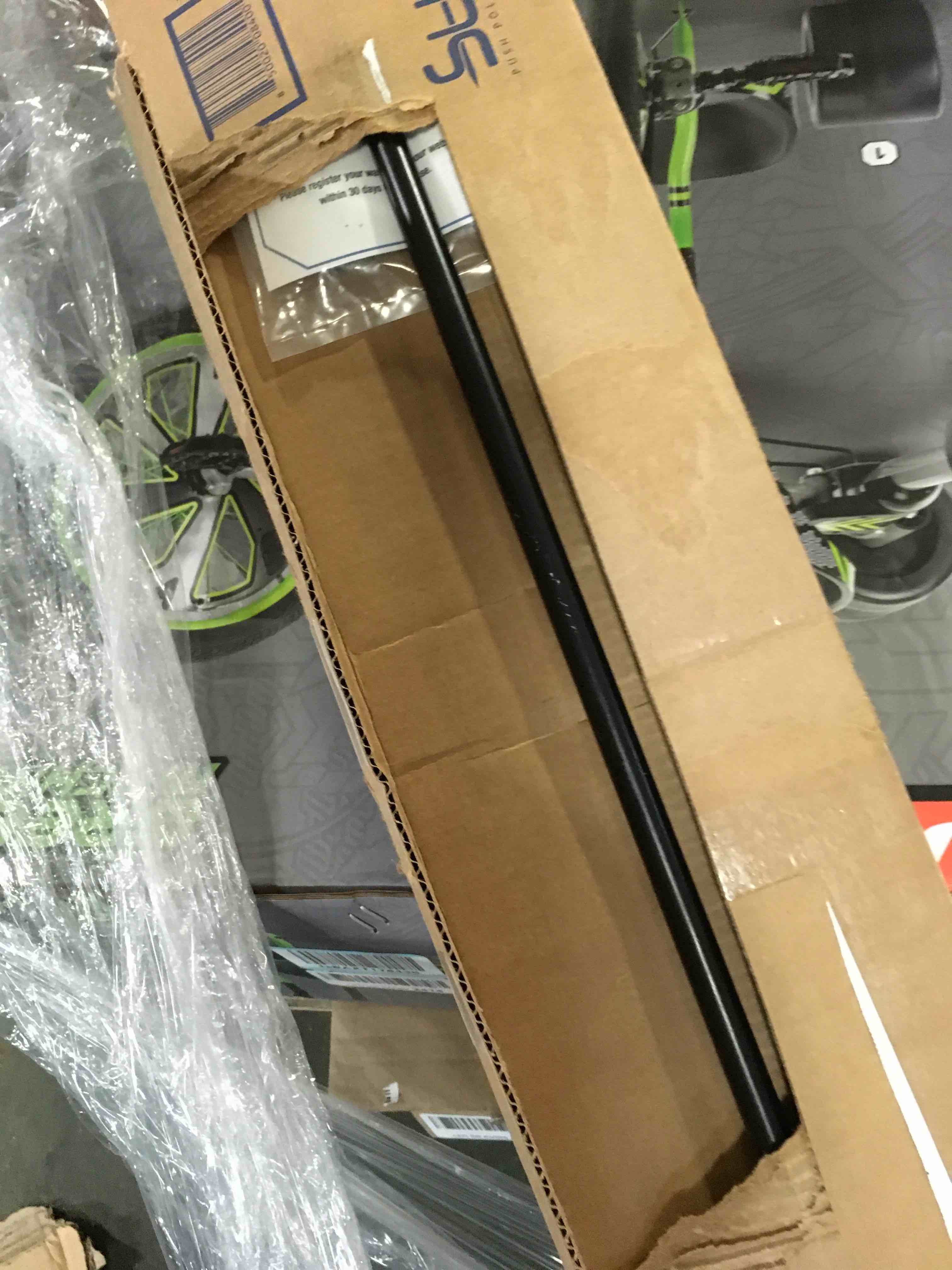 https://s3.amazonaws.com/lotting-images-prod/bidfta/BLU5091503_1687445769676.jpeg