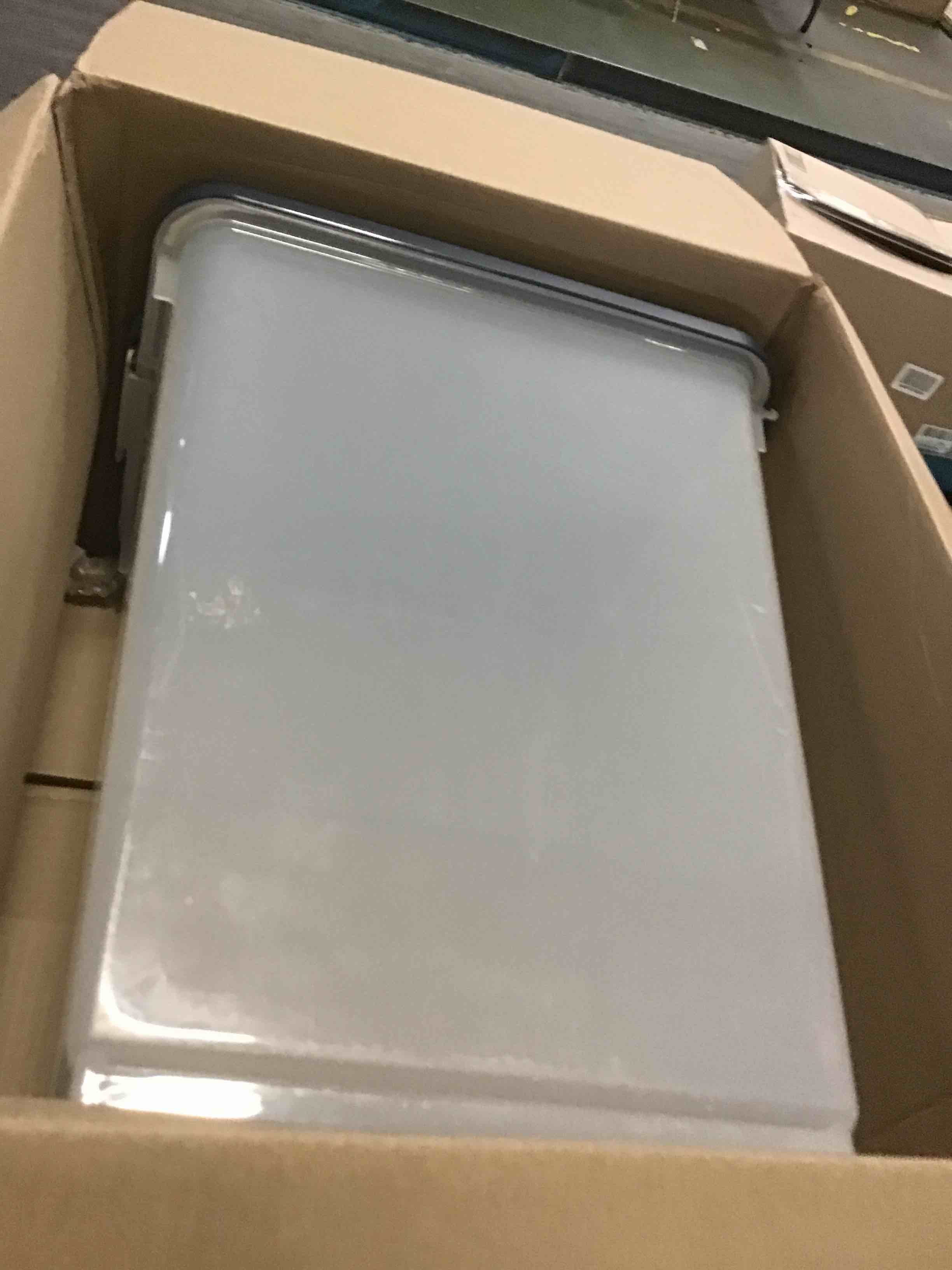 https://s3.amazonaws.com/lotting-images-prod/bidfta/BLU5091823_1687878395218.jpeg