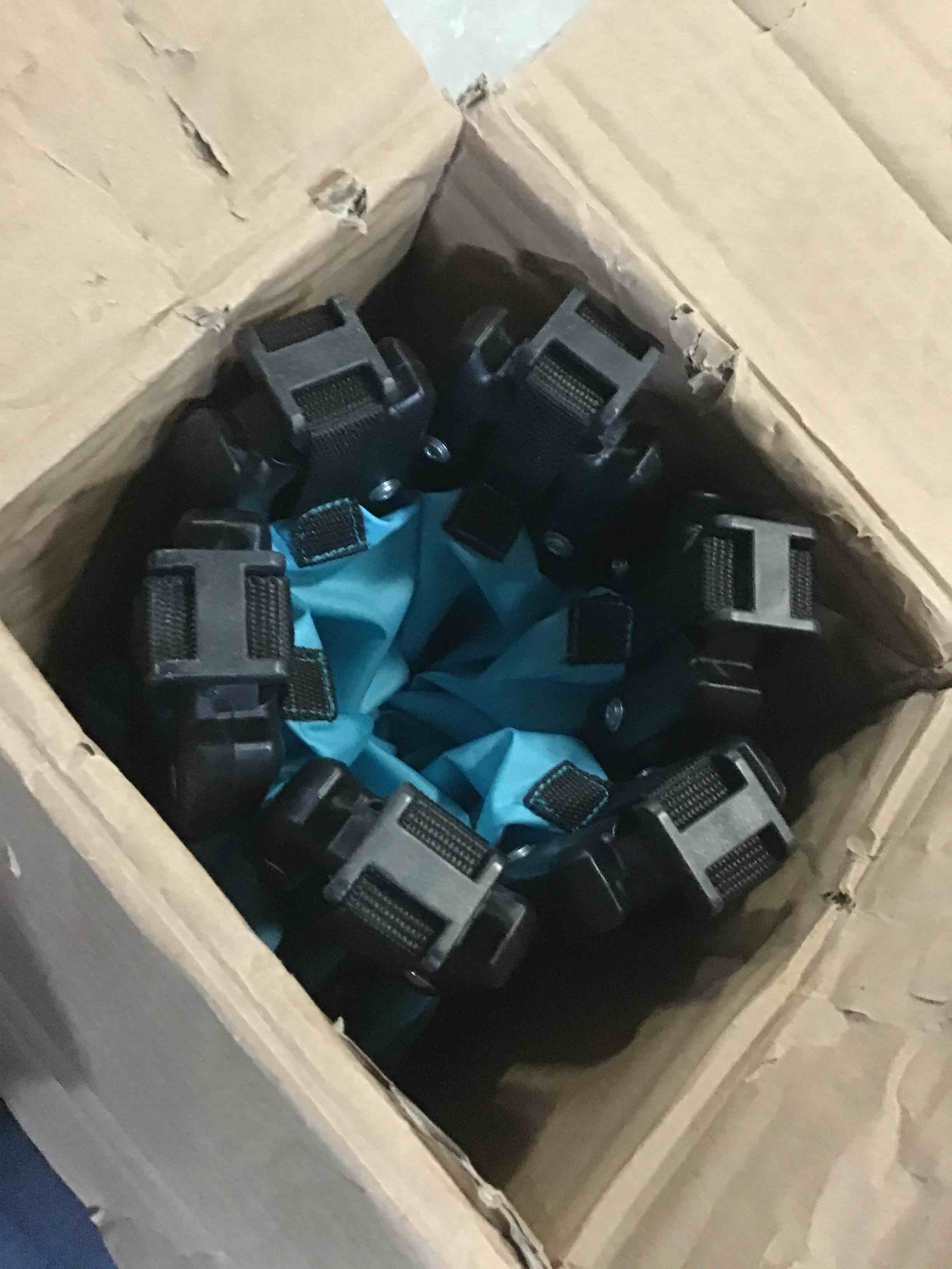https://s3.amazonaws.com/lotting-images-prod/bidfta/BLU5092531_1688212898144.jpeg