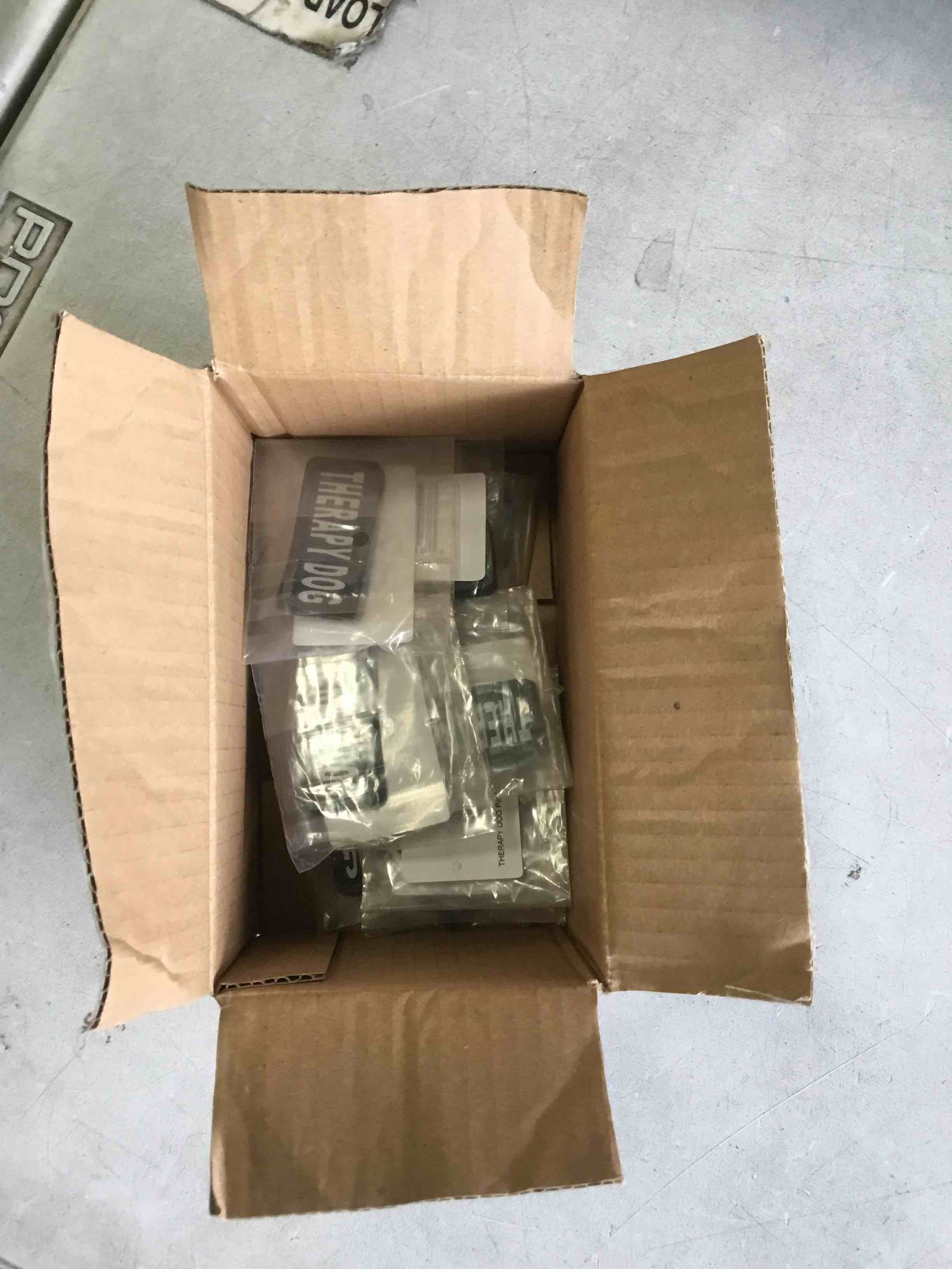 https://s3.amazonaws.com/lotting-images-prod/bidfta/BLU5095845_1694192671509.jpeg