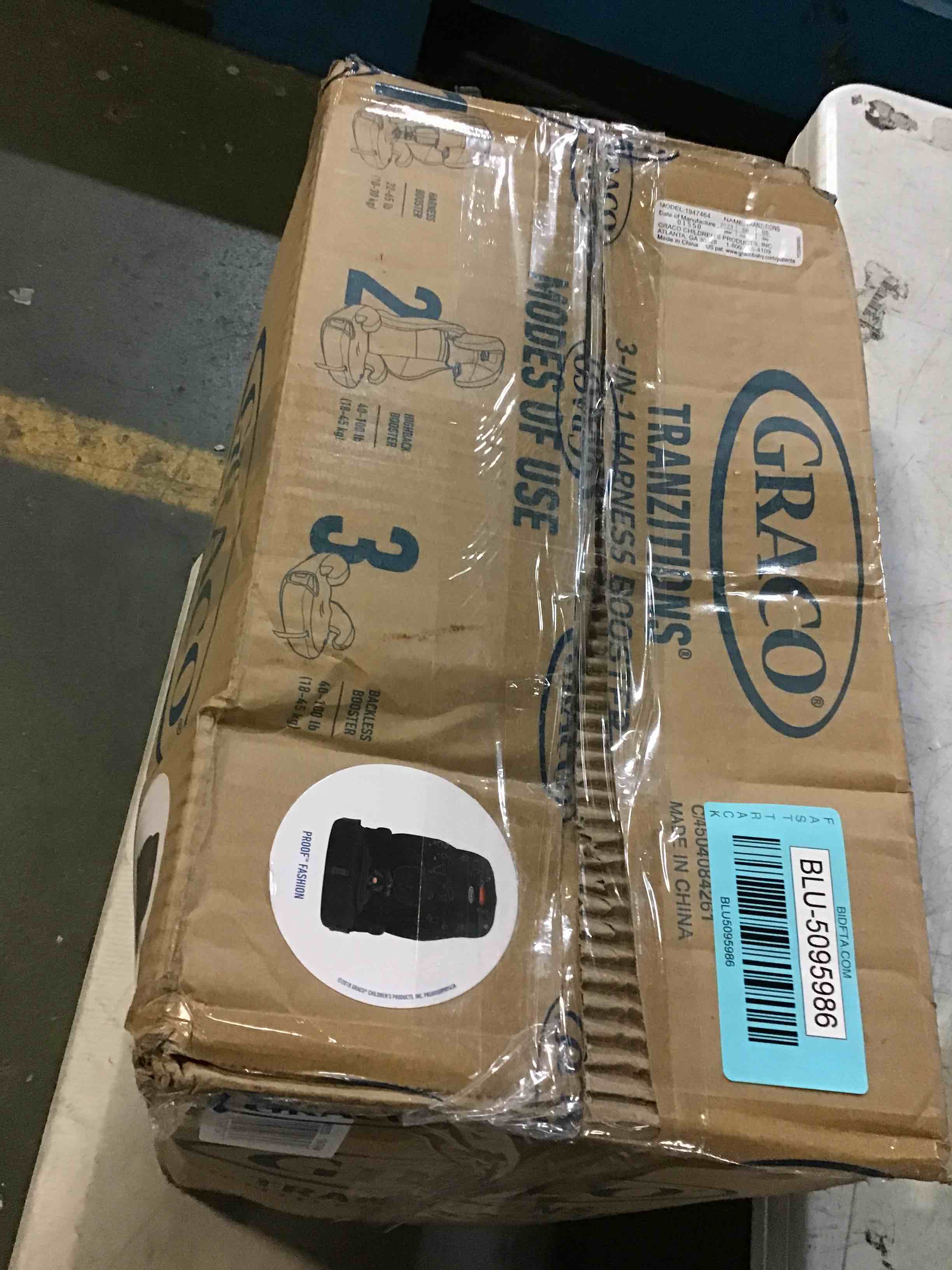 https://s3.amazonaws.com/lotting-images-prod/bidfta/BLU5095986_1694098007745.jpeg
