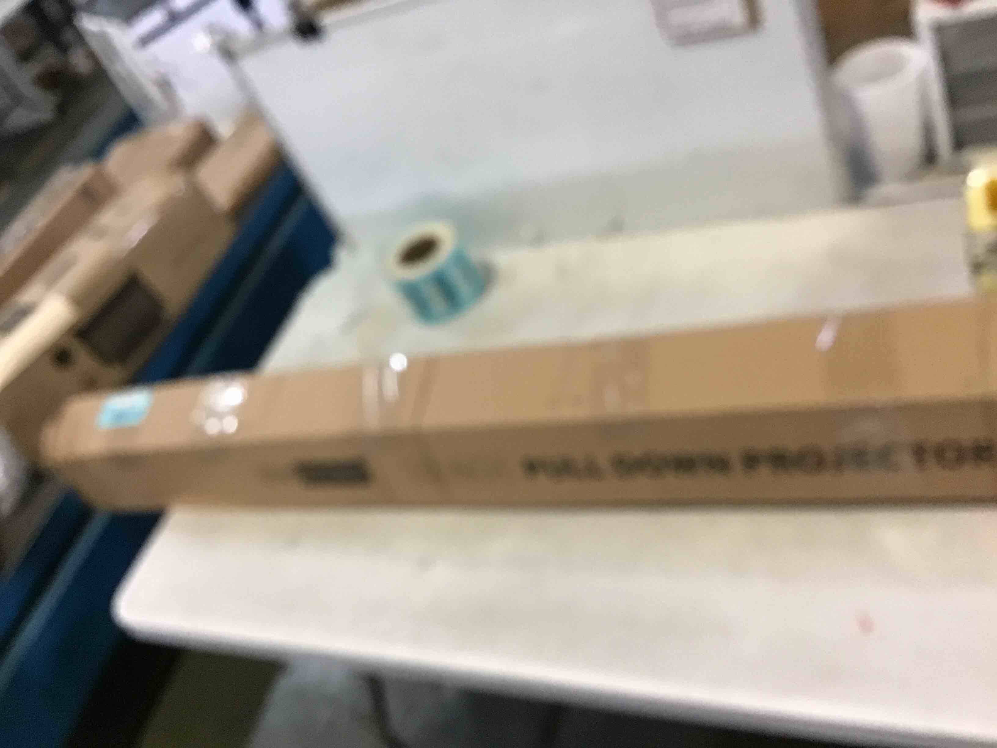 https://s3.amazonaws.com/lotting-images-prod/bidfta/BLU5096241_1694626810068.jpeg