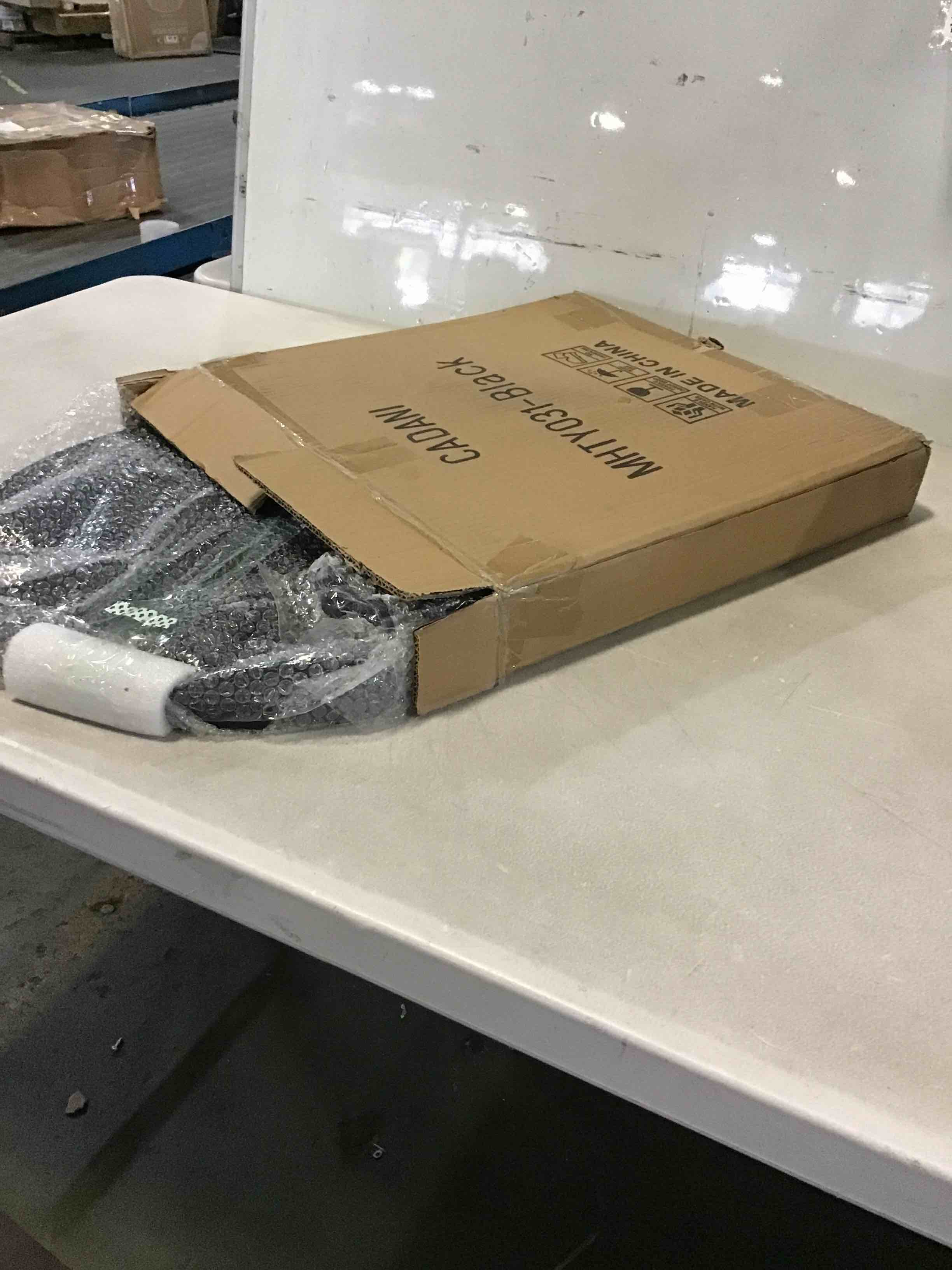https://s3.amazonaws.com/lotting-images-prod/bidfta/BLU5096309_1694704368746.jpeg