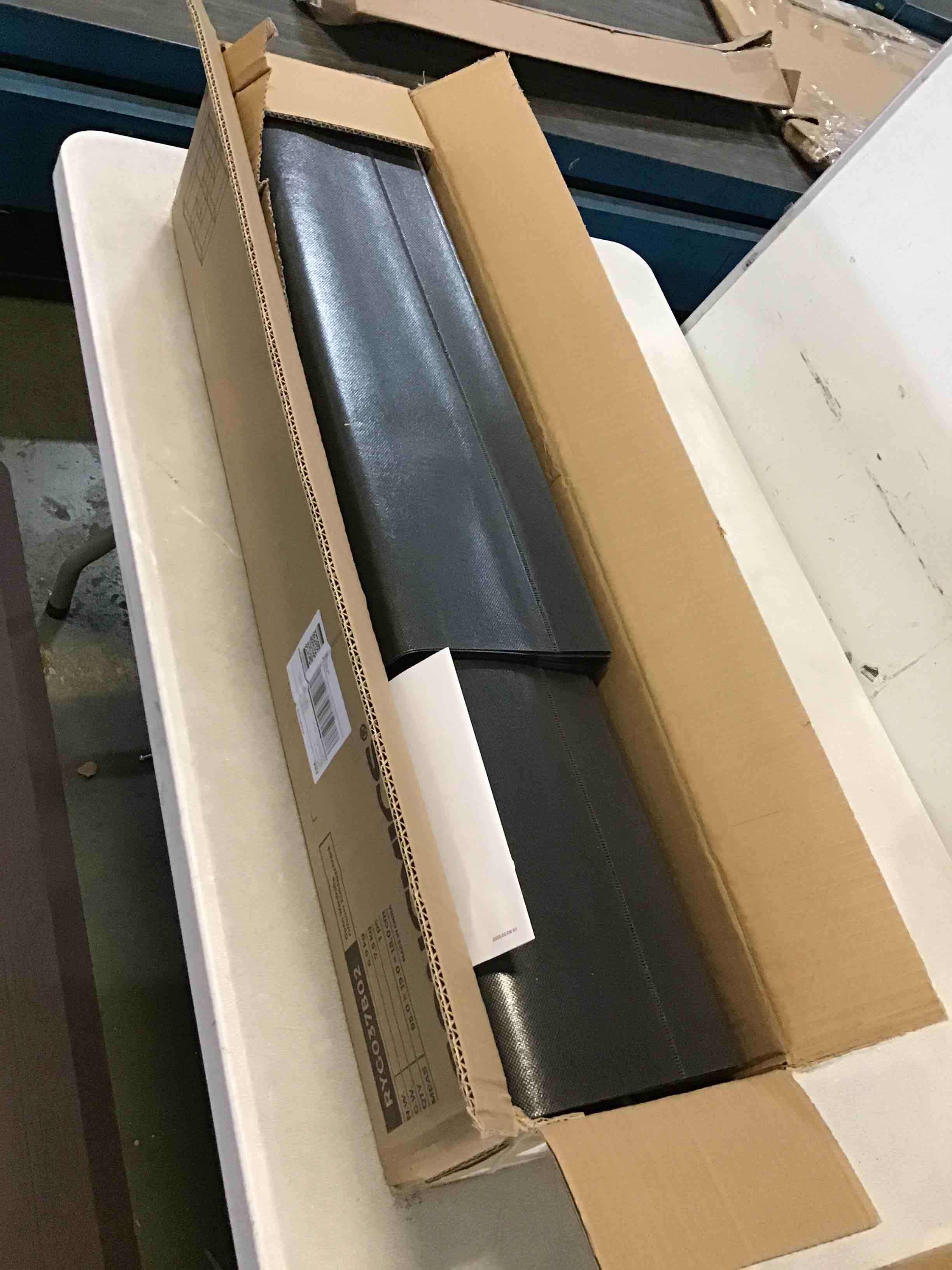 https://s3.amazonaws.com/lotting-images-prod/bidfta/BLU5096329_1694713346603.jpeg