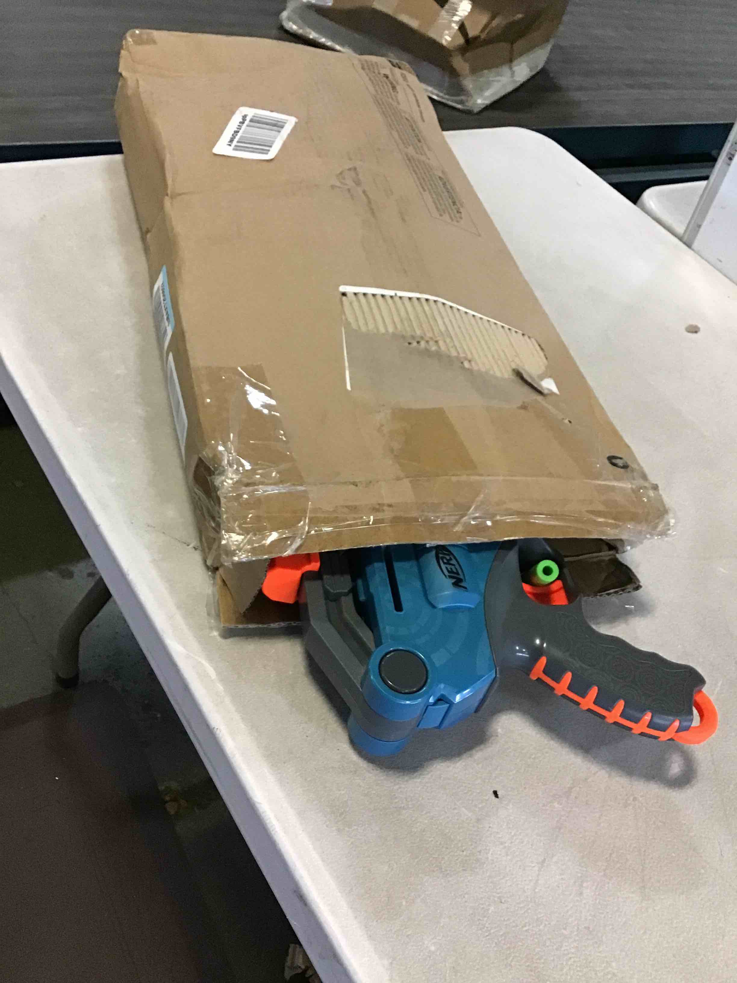 https://s3.amazonaws.com/lotting-images-prod/bidfta/BLU5096414_1694794792980.jpeg
