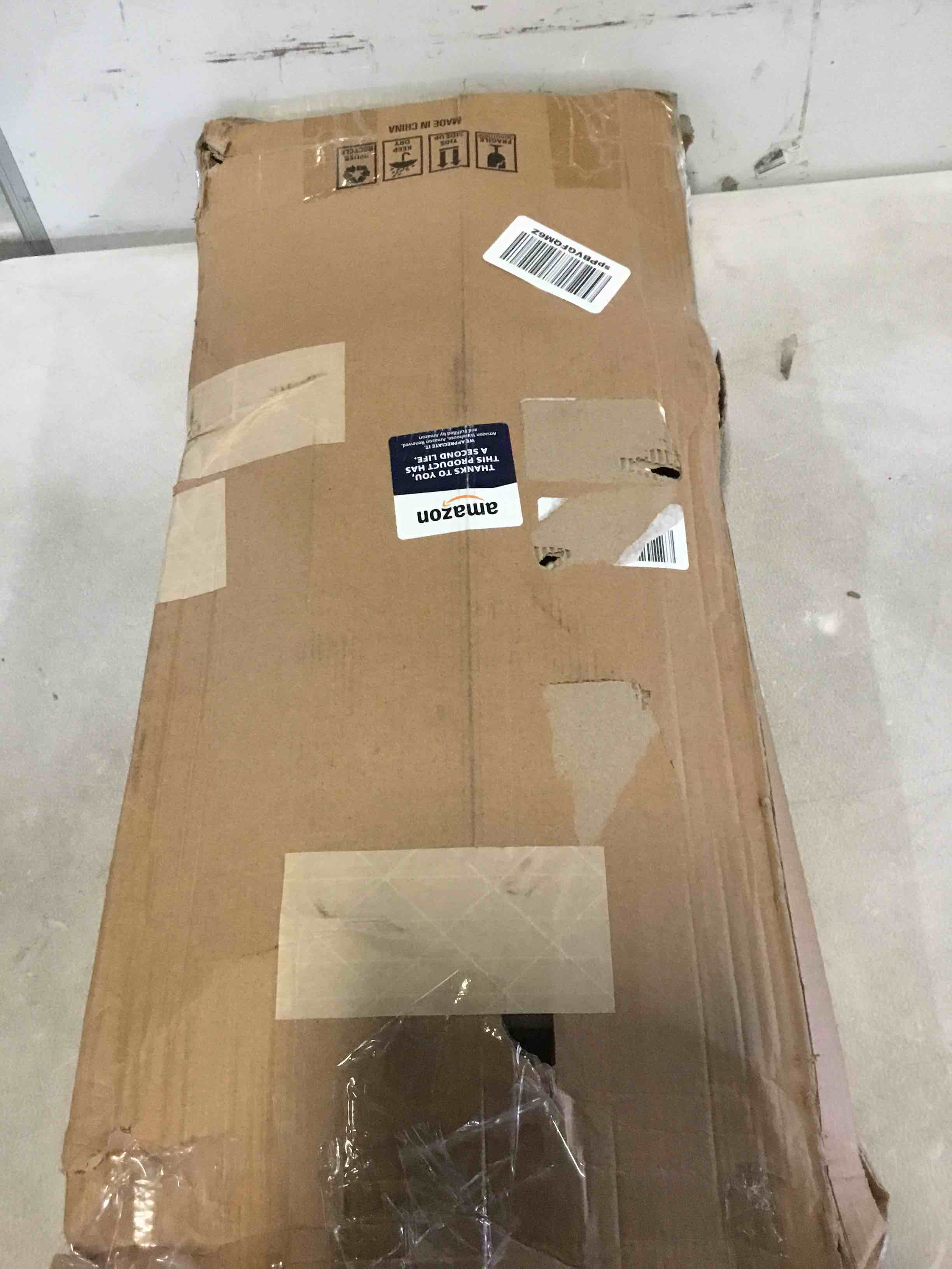 https://s3.amazonaws.com/lotting-images-prod/bidfta/BLU5096527_1695048916098.jpeg