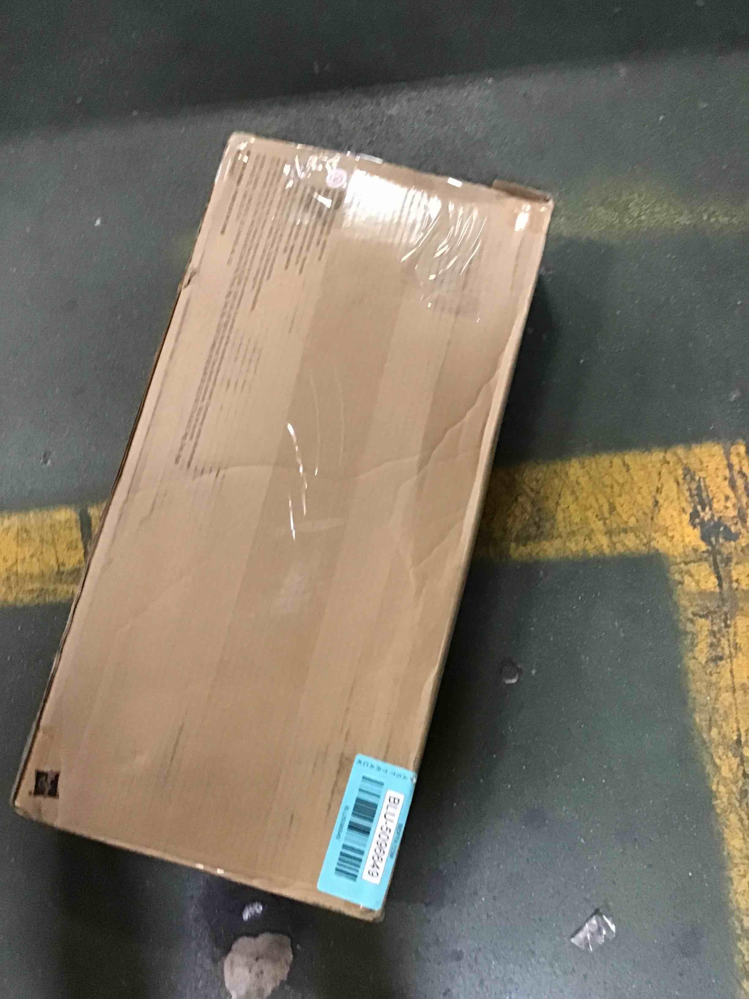 https://s3.amazonaws.com/lotting-images-prod/bidfta/BLU5096649_1695216098568.jpeg