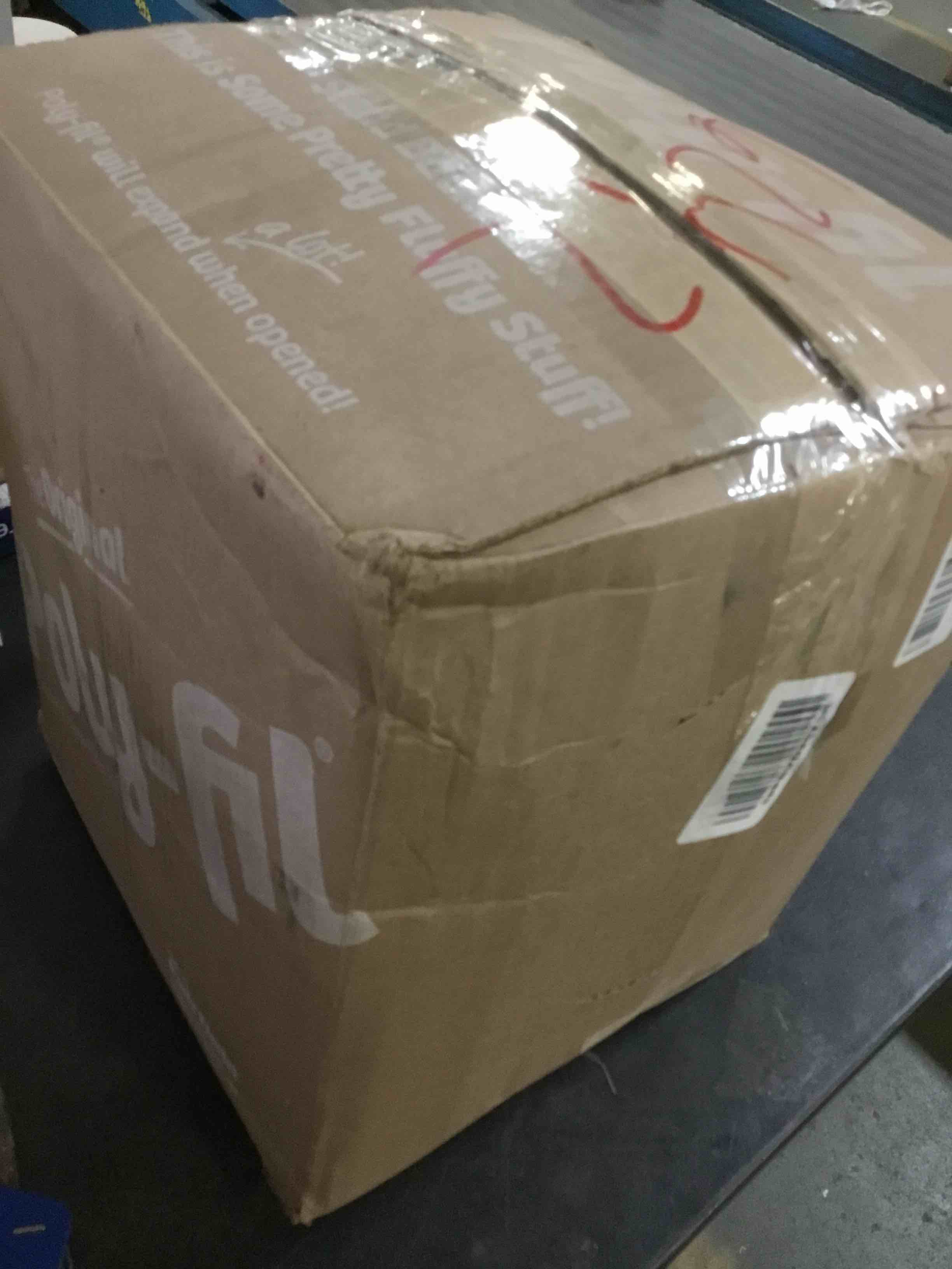 https://s3.amazonaws.com/lotting-images-prod/bidfta/BLU5097400_1695672674762.jpeg