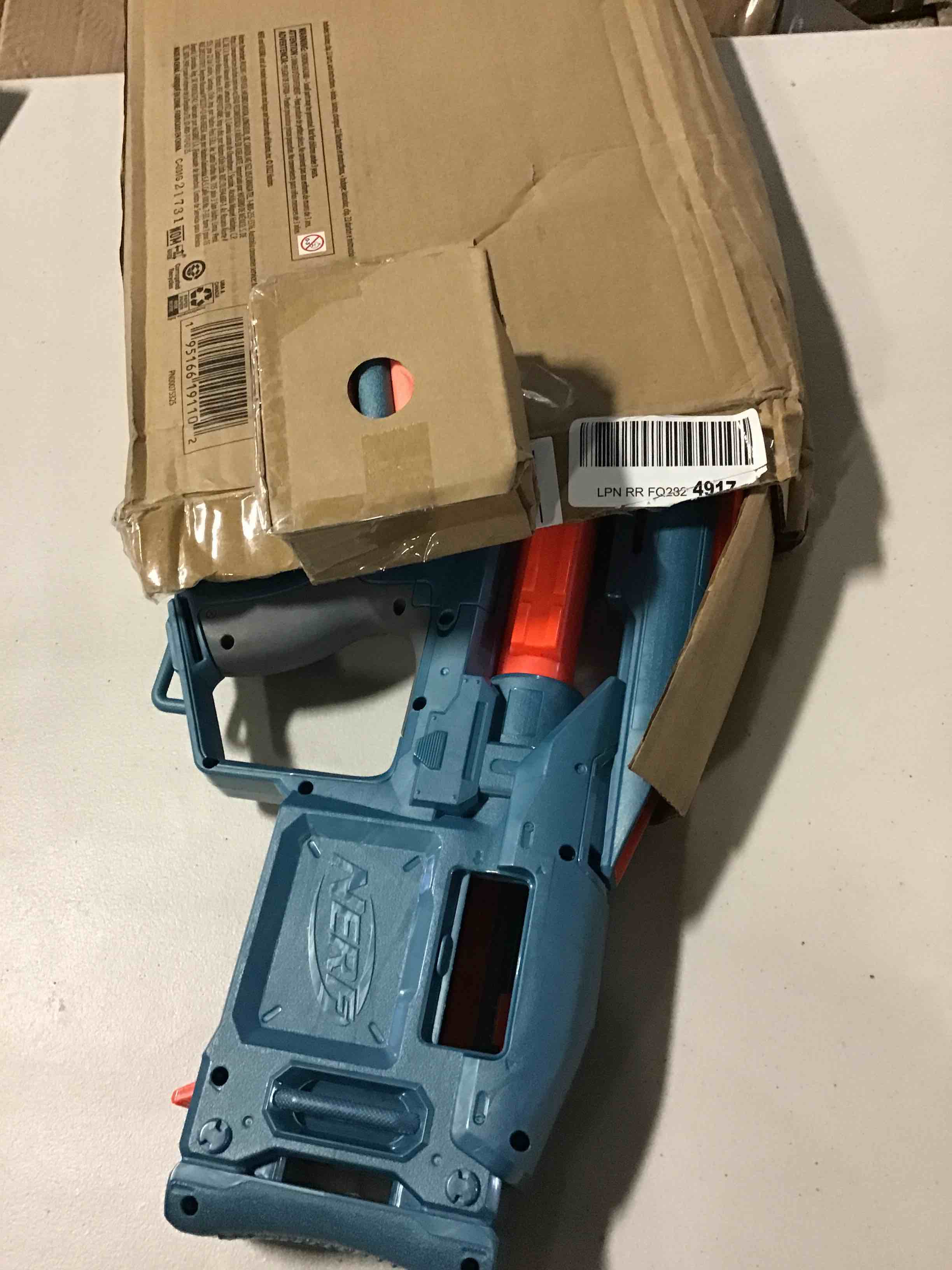 https://s3.amazonaws.com/lotting-images-prod/bidfta/BLU5097511_1694172277722.jpeg