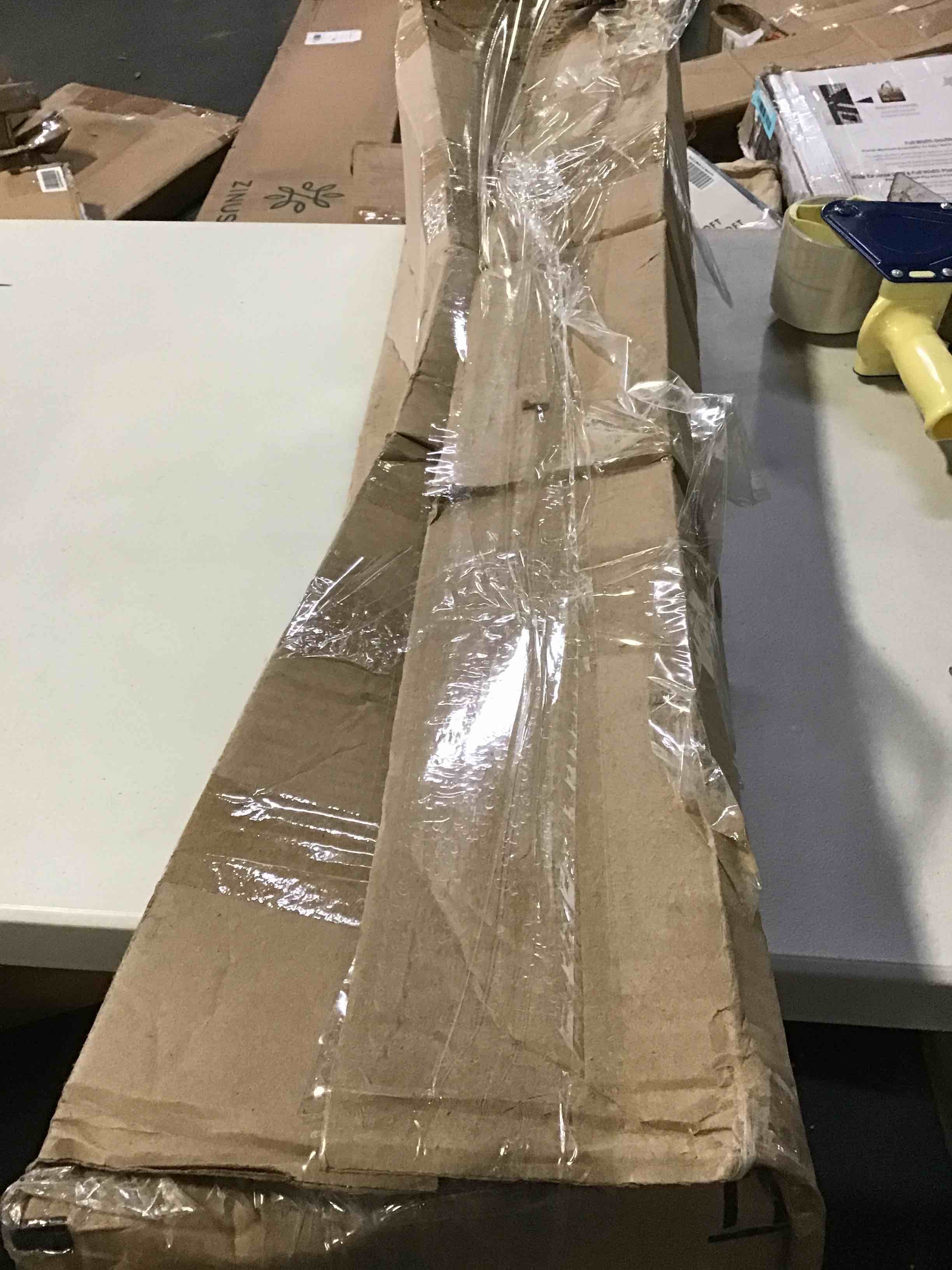 https://s3.amazonaws.com/lotting-images-prod/bidfta/BLU5097566_1694184787921.jpeg