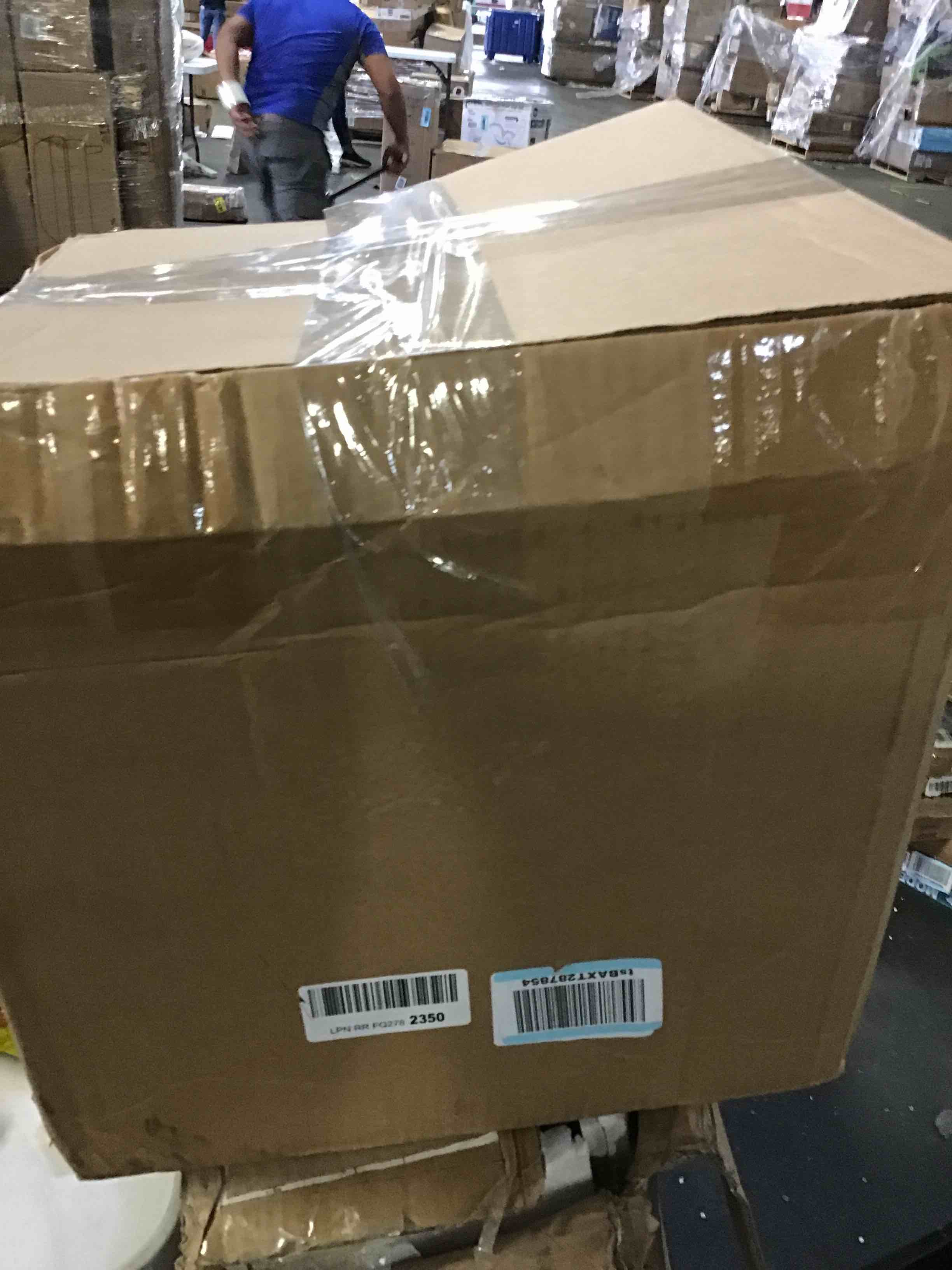 https://s3.amazonaws.com/lotting-images-prod/bidfta/BLU5097629_1694199147944.jpeg