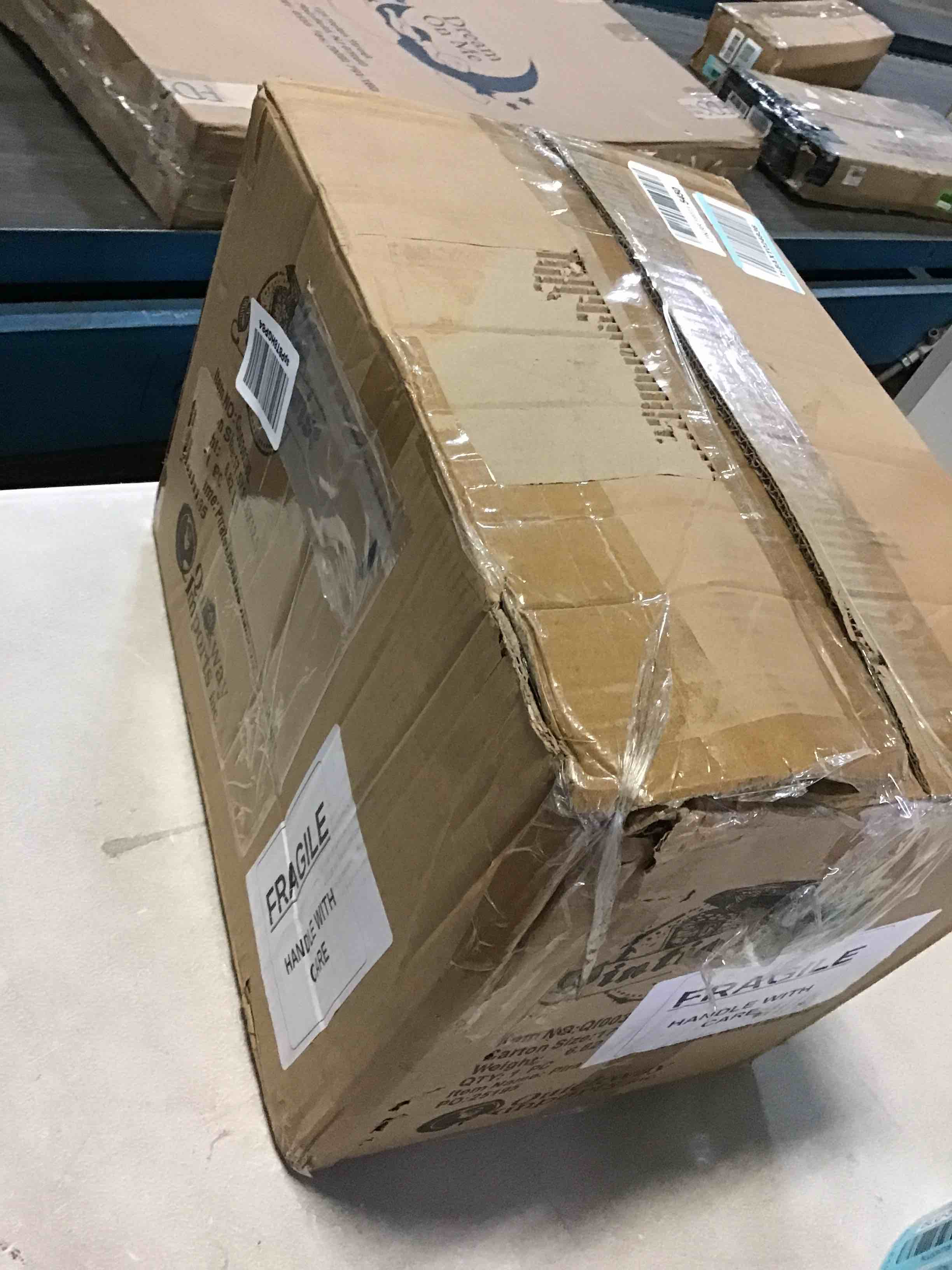 https://s3.amazonaws.com/lotting-images-prod/bidfta/BLU5097704_1694266637394.jpeg