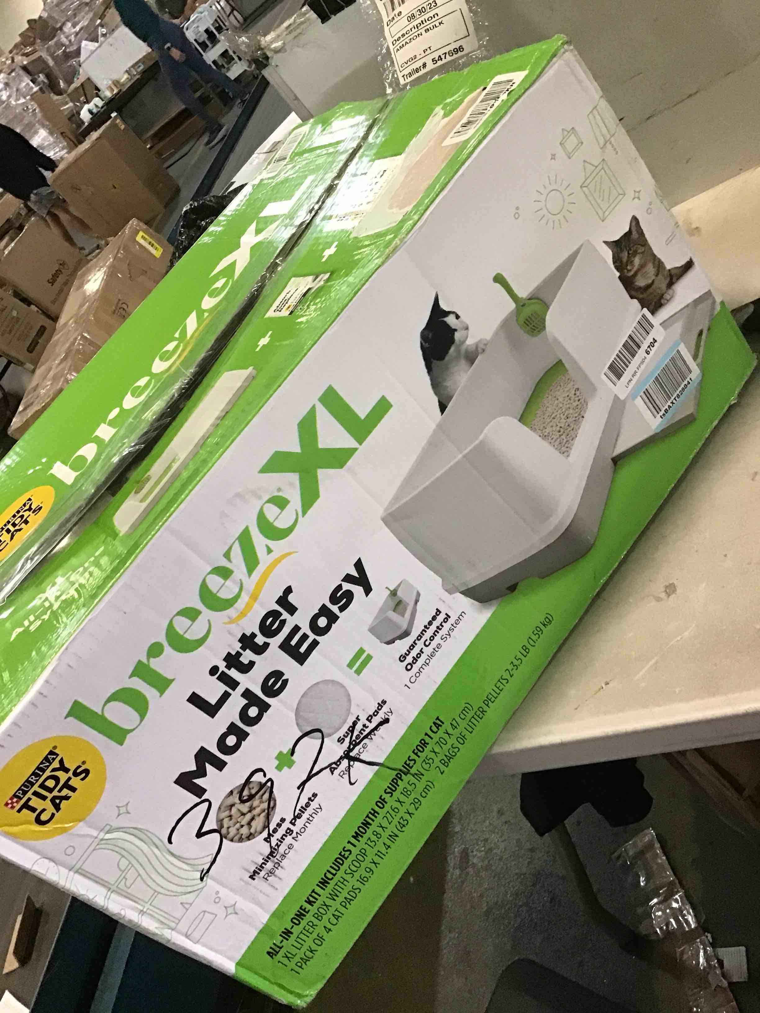 https://s3.amazonaws.com/lotting-images-prod/bidfta/BLU5097733_1694269732065.jpeg