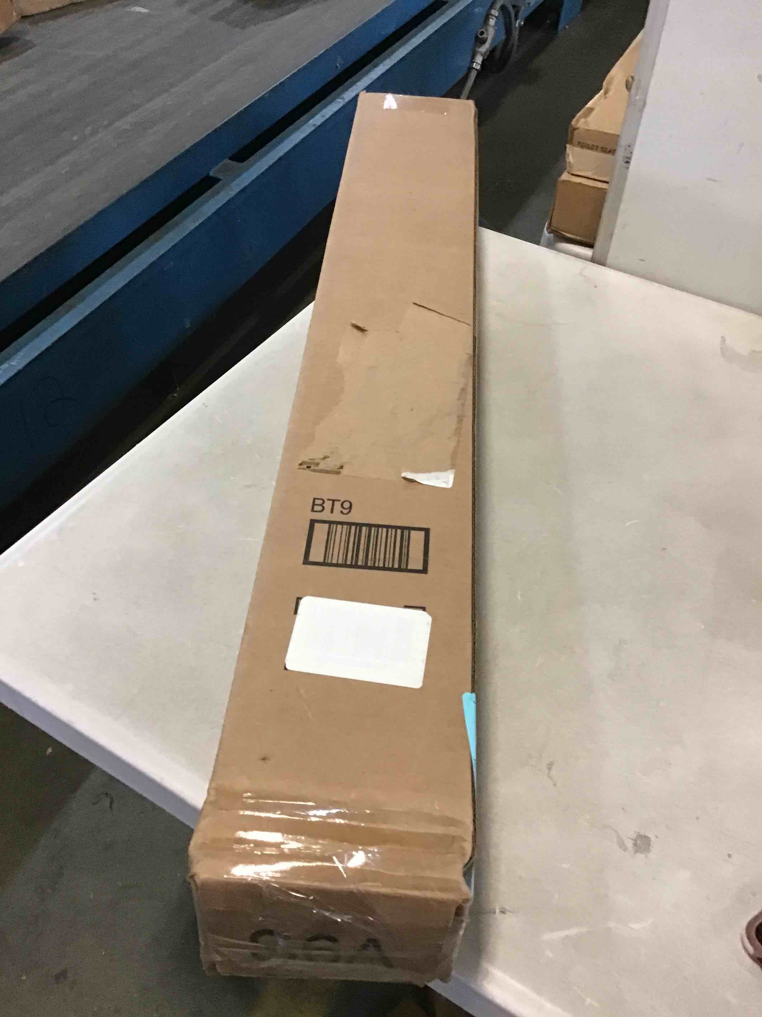 https://s3.amazonaws.com/lotting-images-prod/bidfta/BLU5097789_1694275156232.jpeg