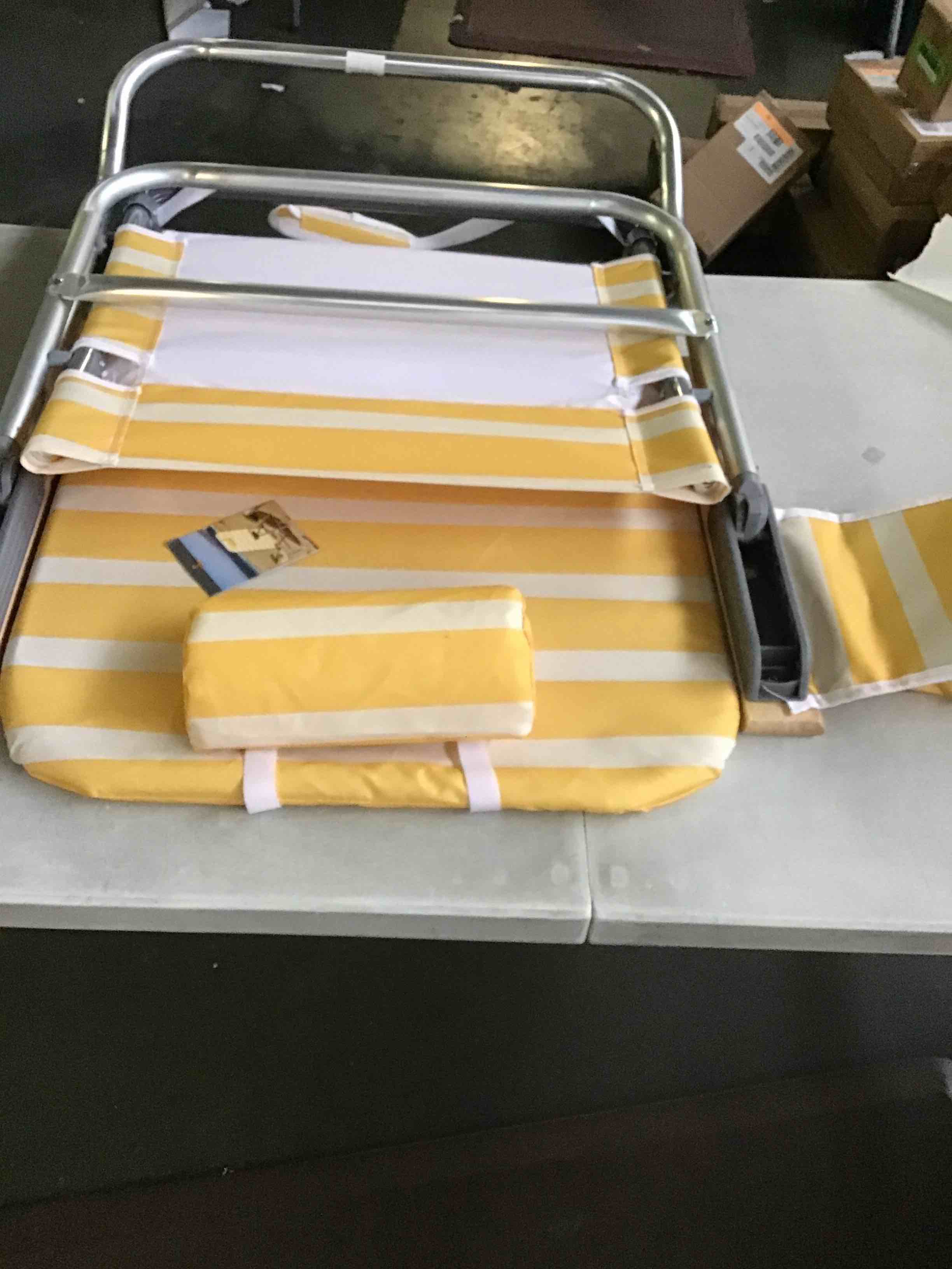 https://s3.amazonaws.com/lotting-images-prod/bidfta/BLU5098081_1694523083304.jpeg